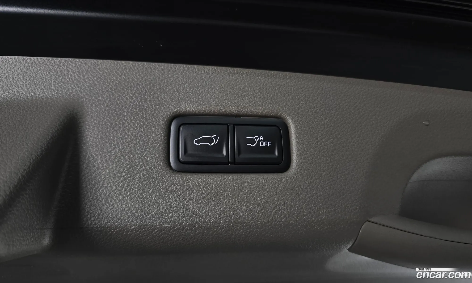Kia Carnival 2023 KNANC813BPS297316 — 18