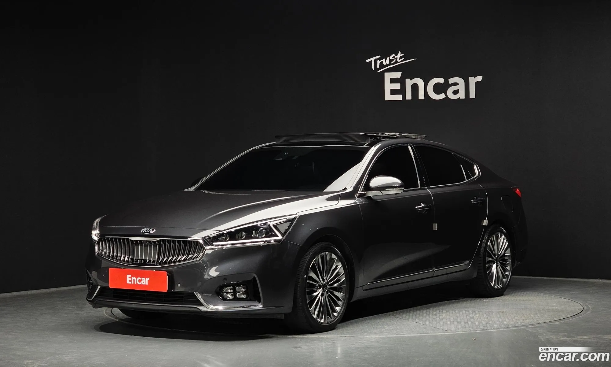 Kia K7 2017 KNALB415BHA109631 — 3
