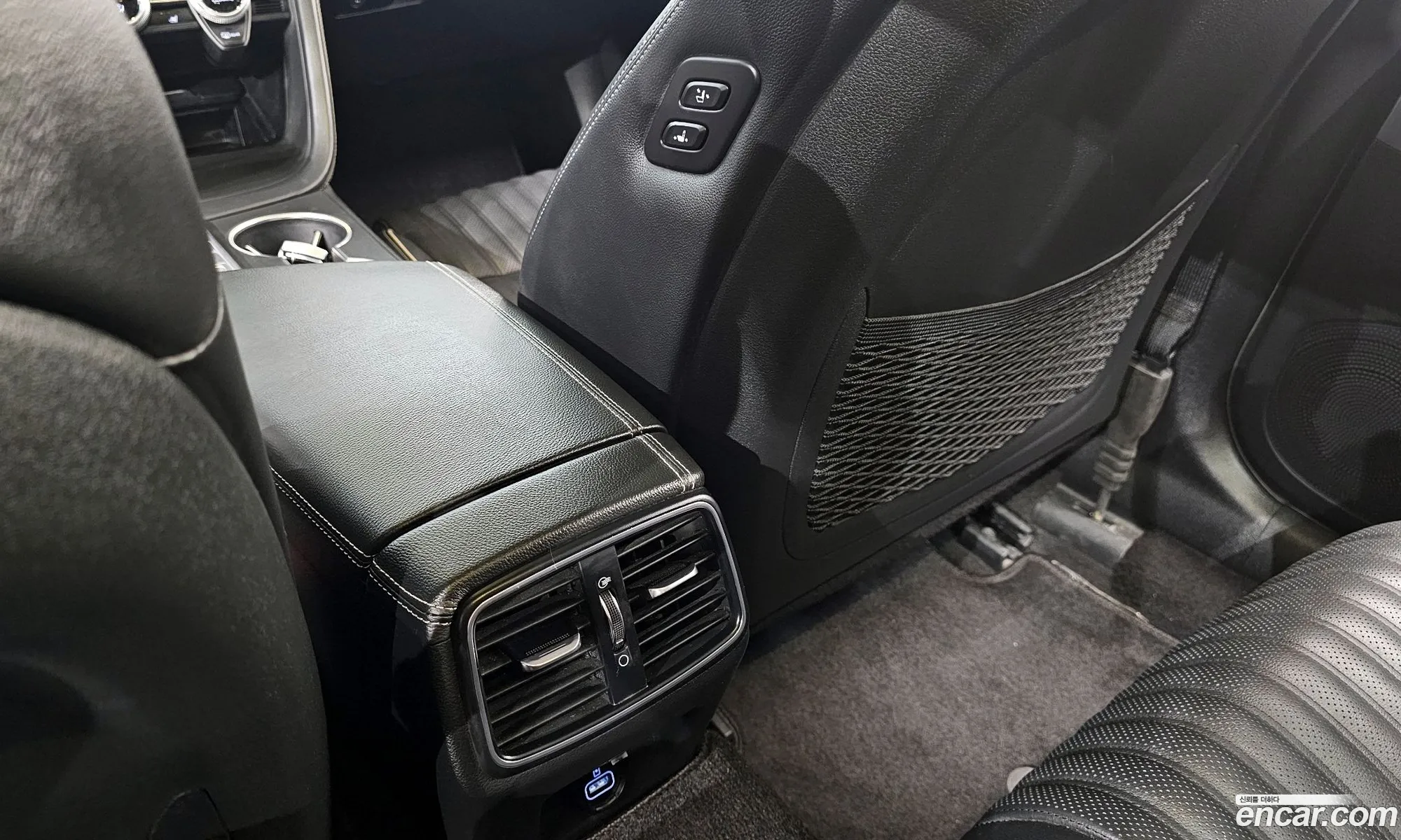 Genesis G70 2019 KMTG441BBKU041252 — 13