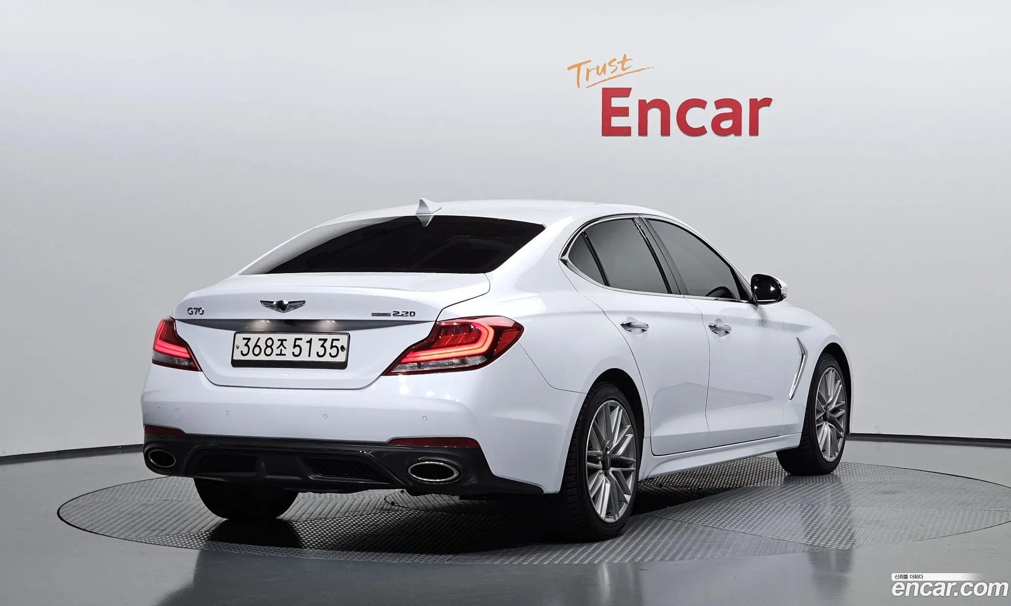 Genesis G70 2019 KMTG441BBKU041252 — 8