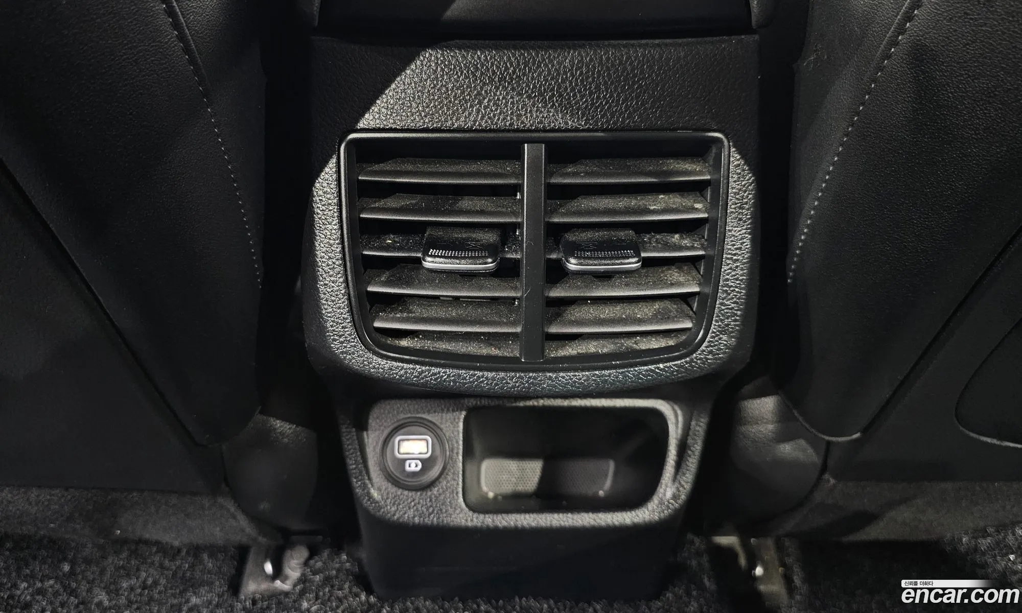 Kia Seltos 2019 KNAET812GLK003976 — 2