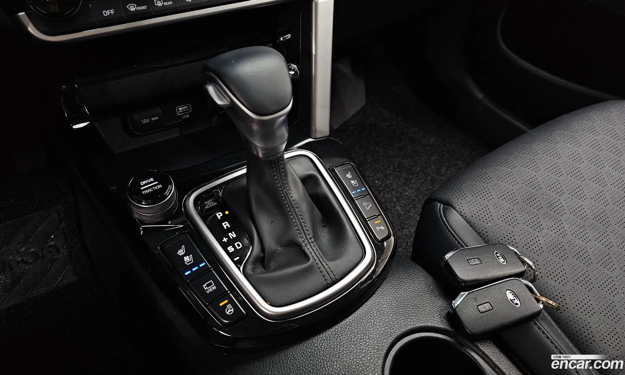 Kia Seltos 2019 KNAET812GLK003976 — 12