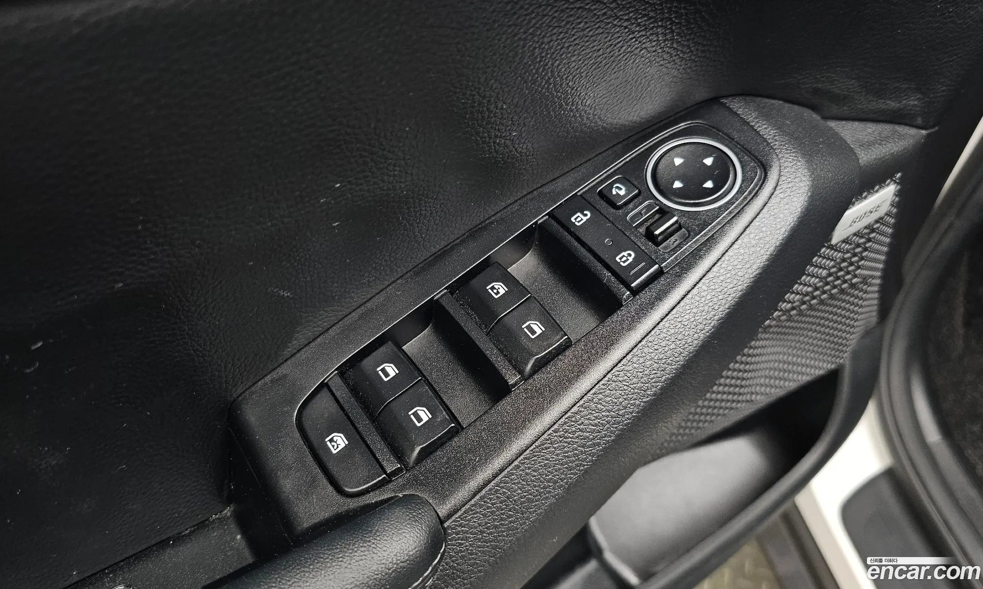 Kia Seltos 2019 KNAET812GLK003976 — 11