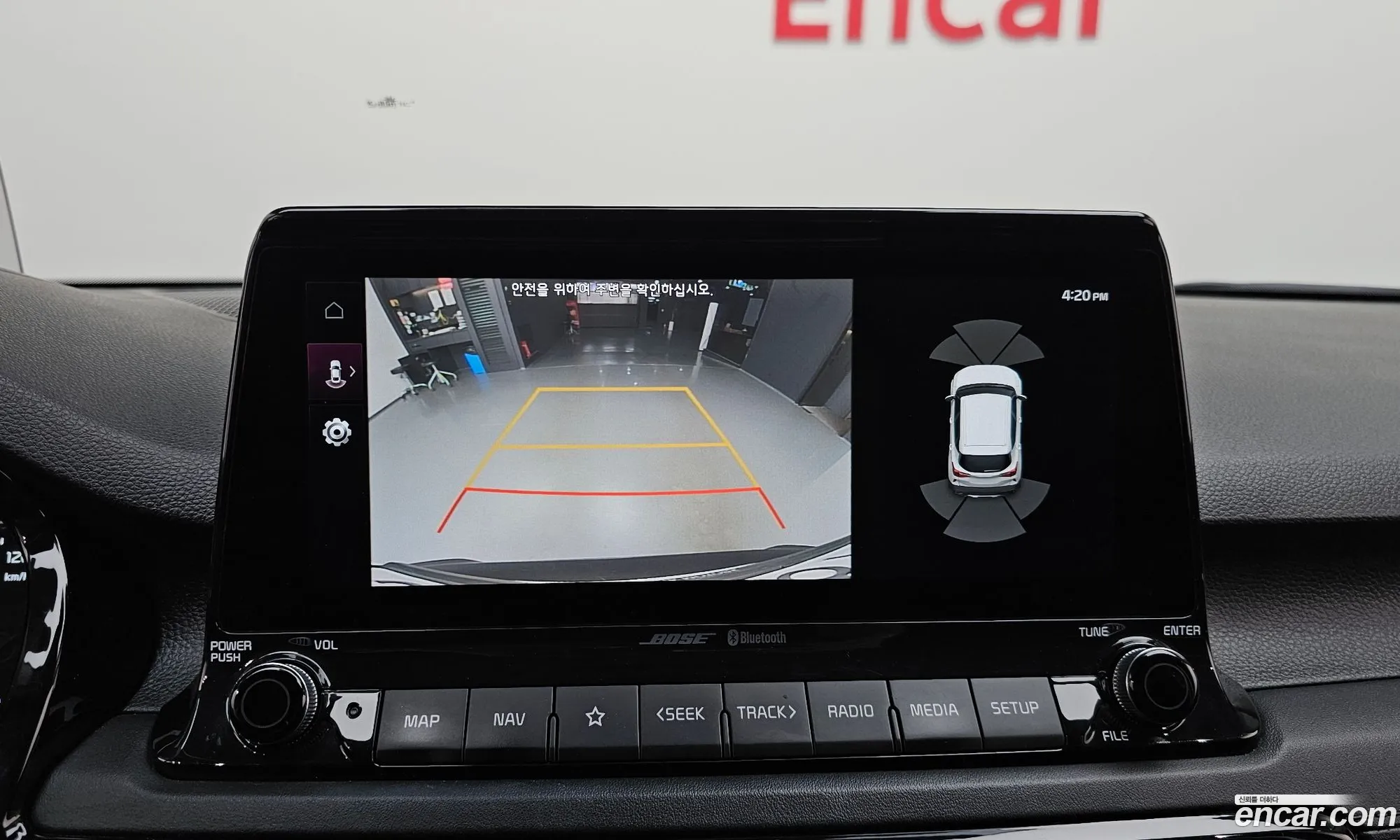 Kia Seltos 2019 KNAET812GLK003976 — 4