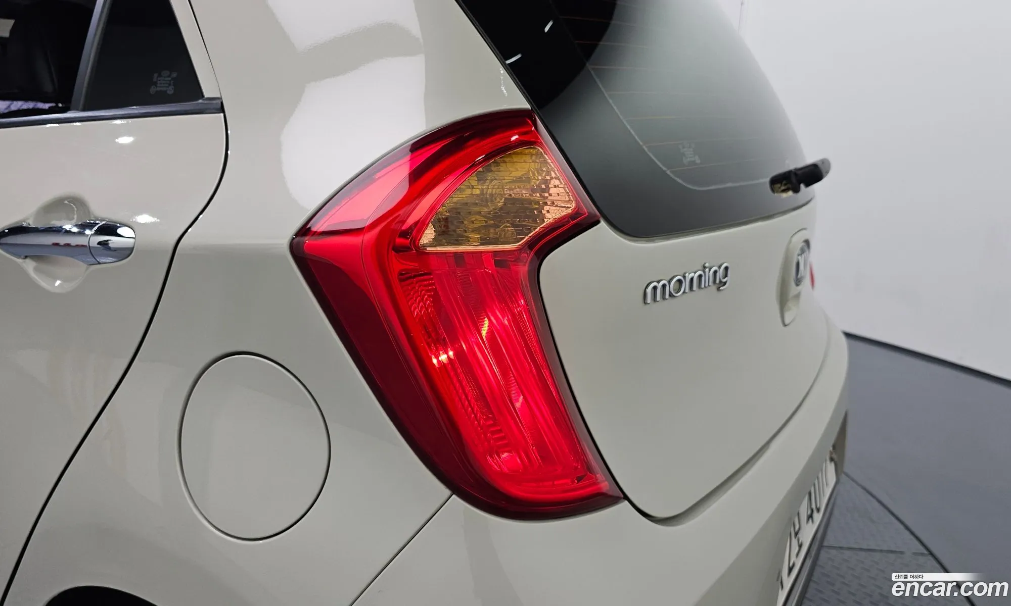 Kia Morning 2015 — 17