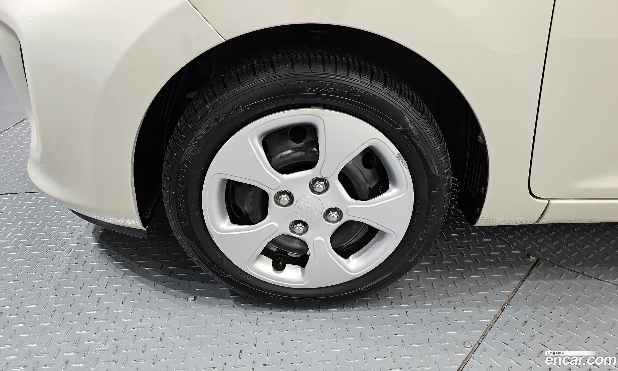 Kia Morning 2015 — 27