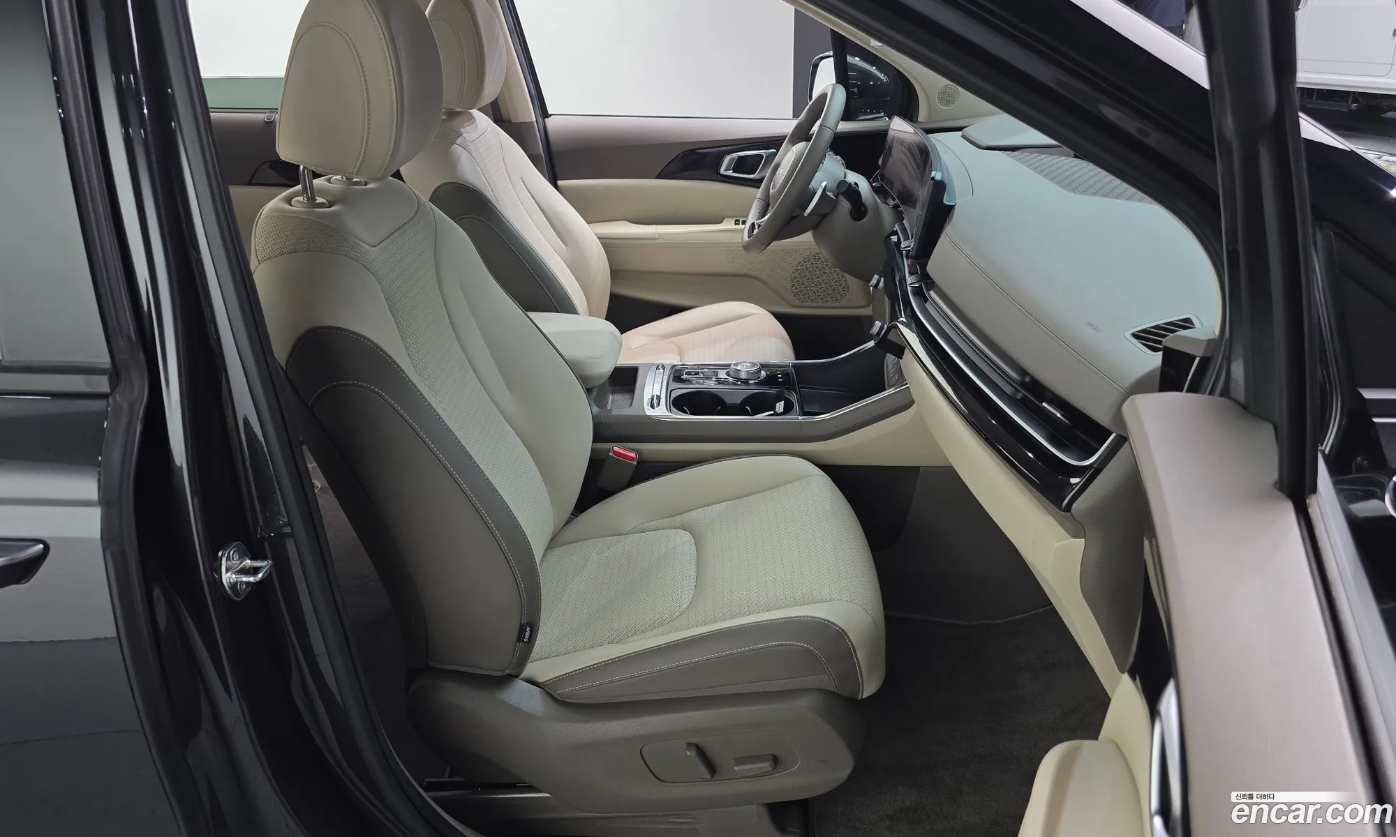 Kia Carnival 2024 KNANE81BBRS417296 — 19