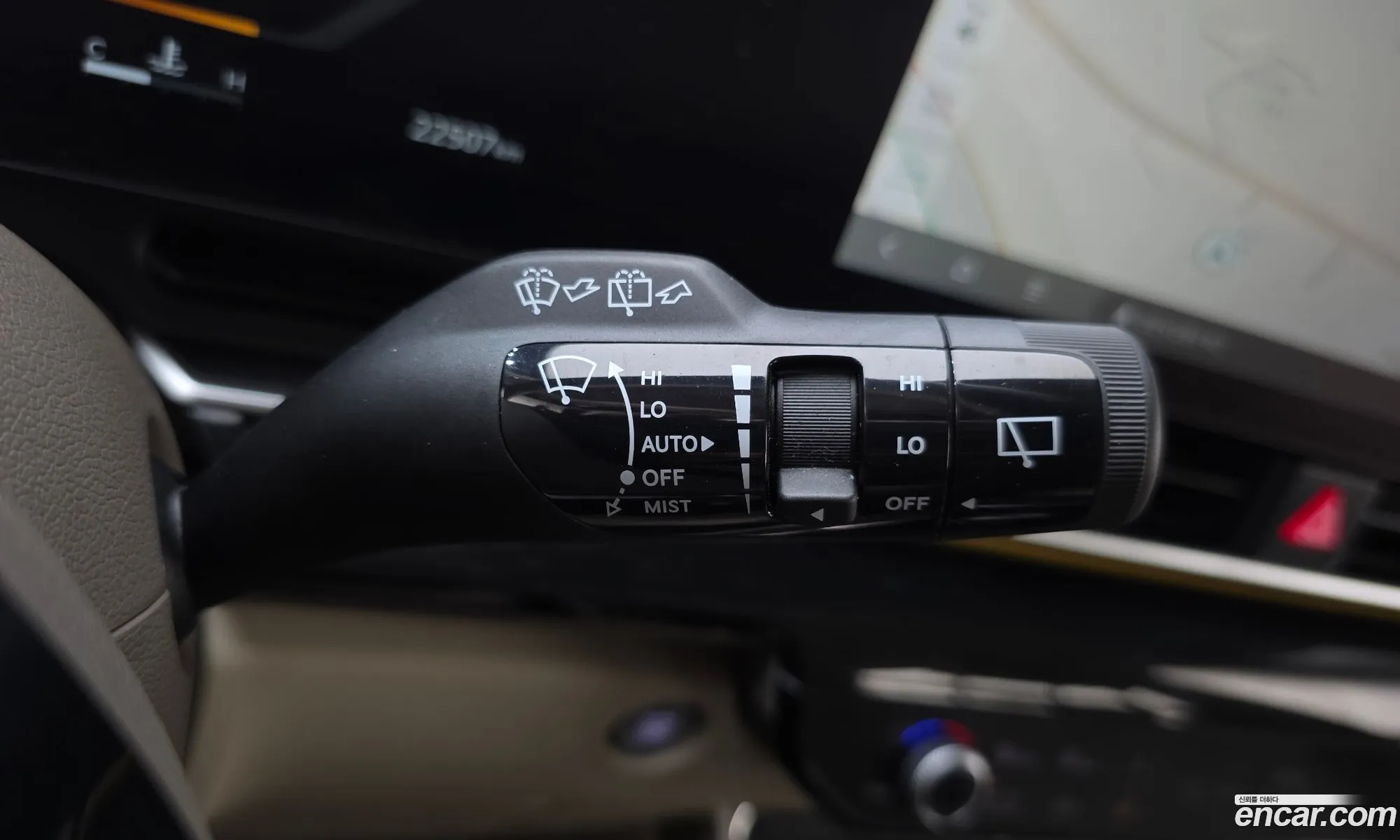 Kia Carnival 2024 KNANE81BBRS417296 — 3