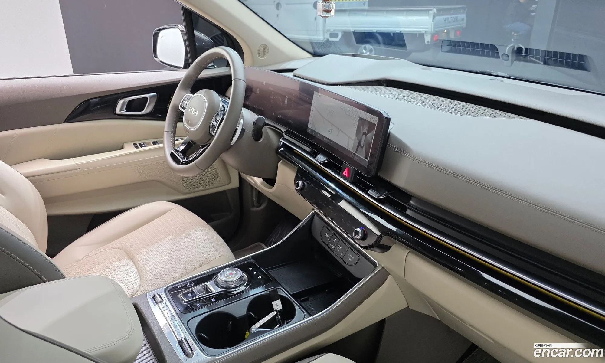 Kia Carnival 2024 KNANE81BBRS417296 — 22