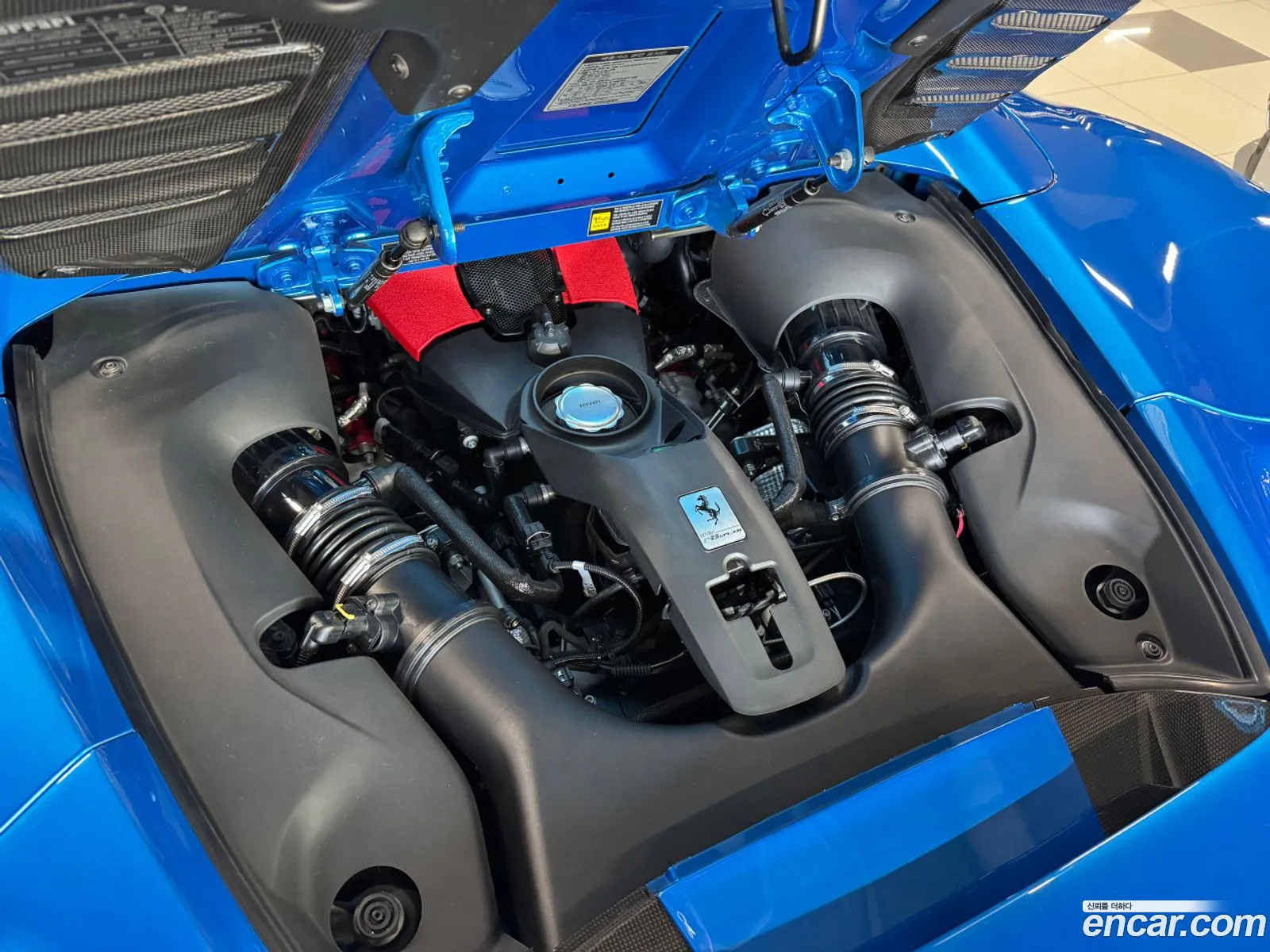 Ferrari F8 Spider 2022 — 9