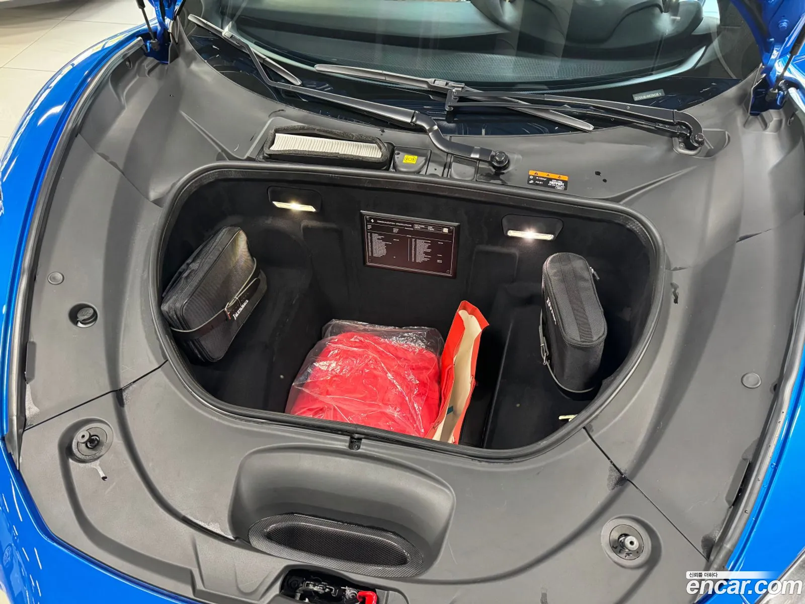Ferrari F8 Spider 2022 — 10