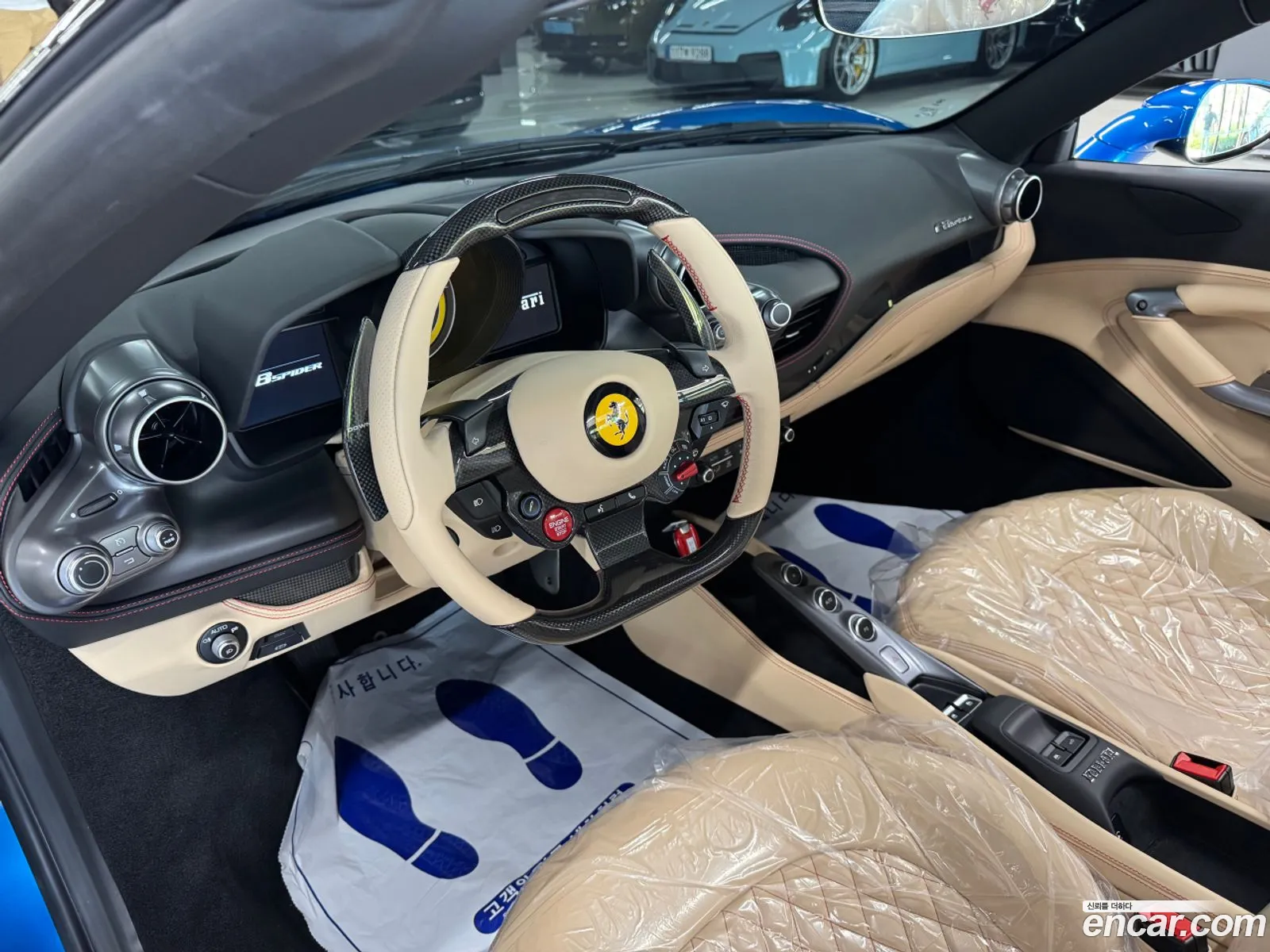 Ferrari F8 Spider 2022 — 13