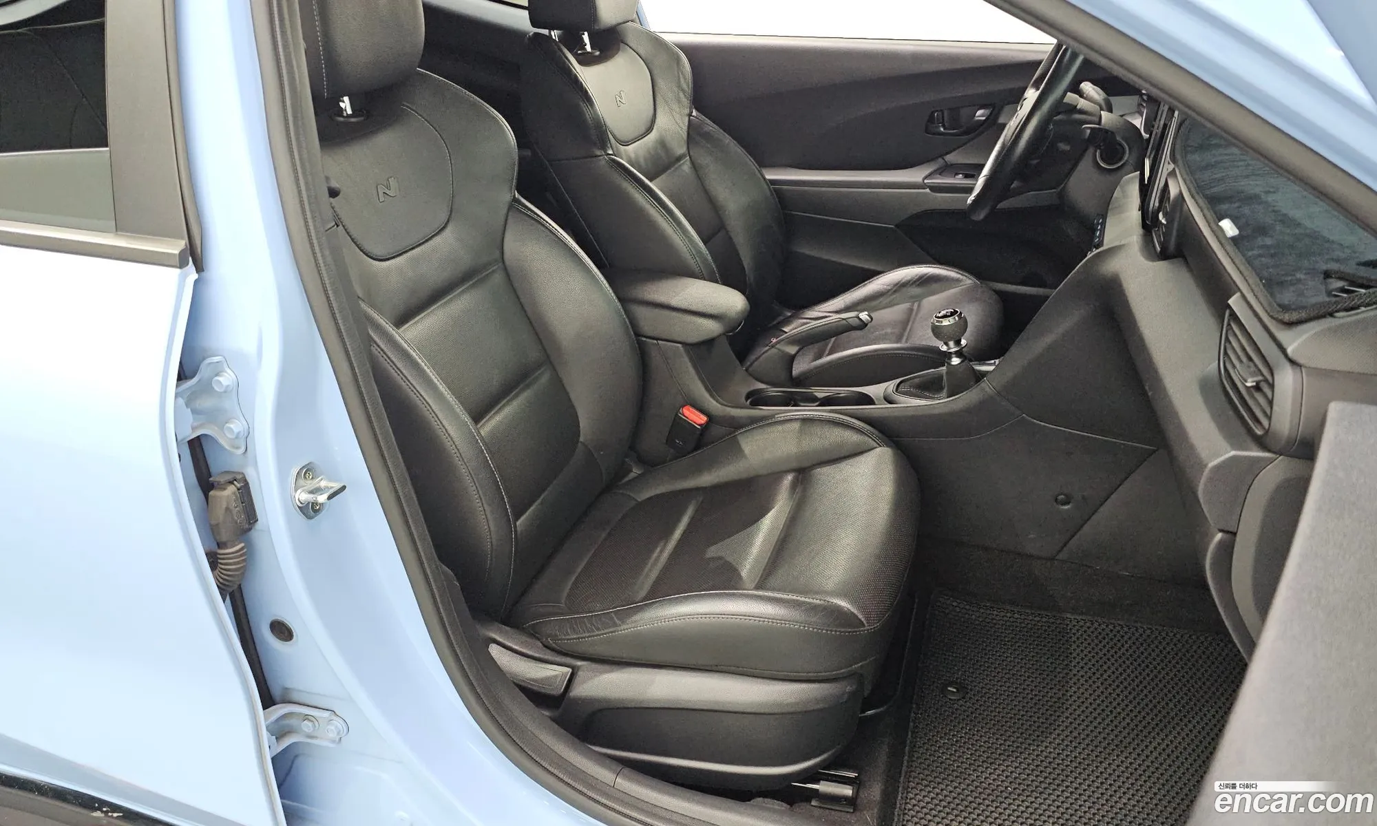 Hyundai Veloster 2019 — 21