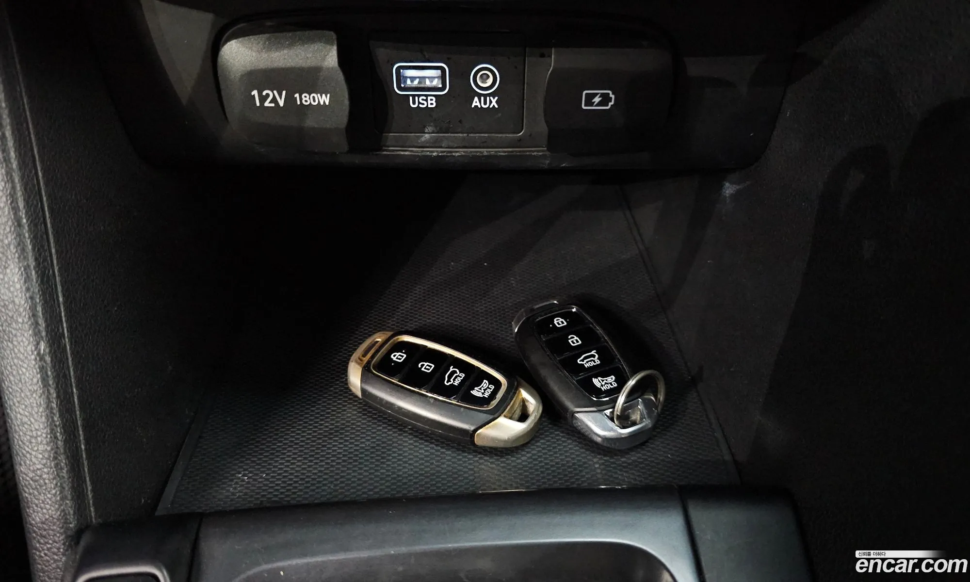 Hyundai Veloster 2019 — 27