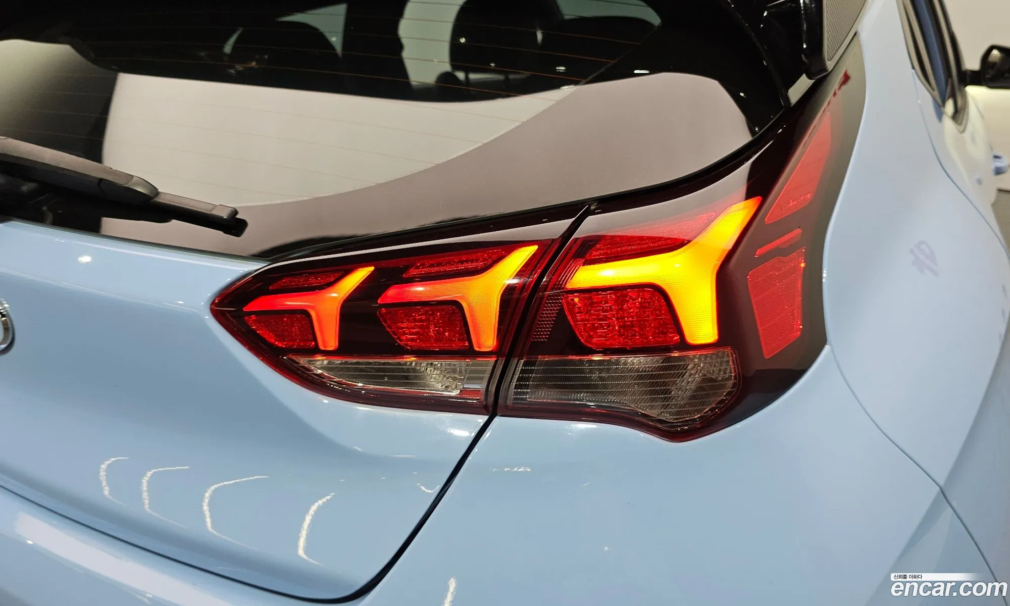 Hyundai Veloster 2019 — 12