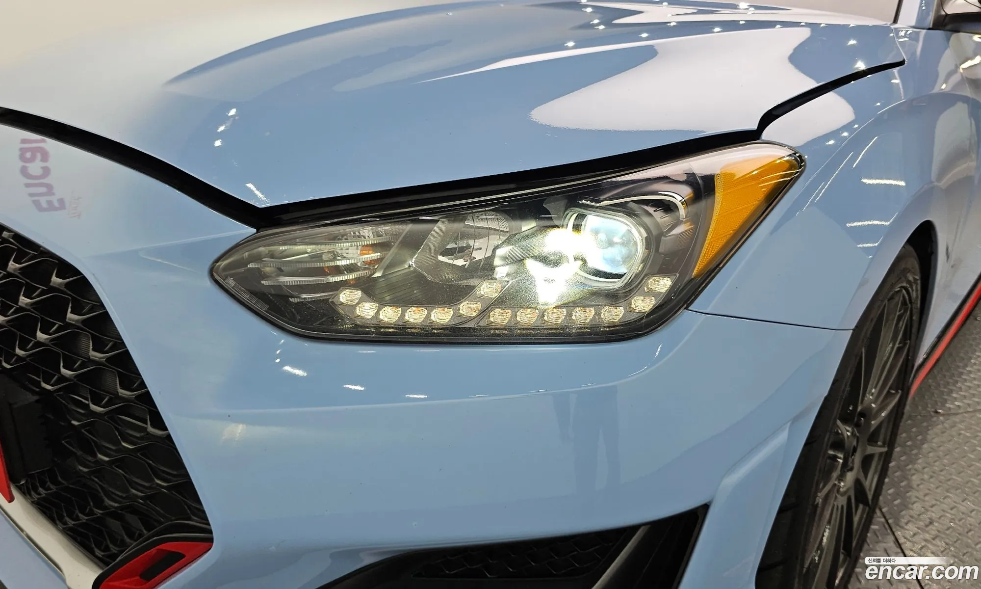 Hyundai Veloster 2019 — 16