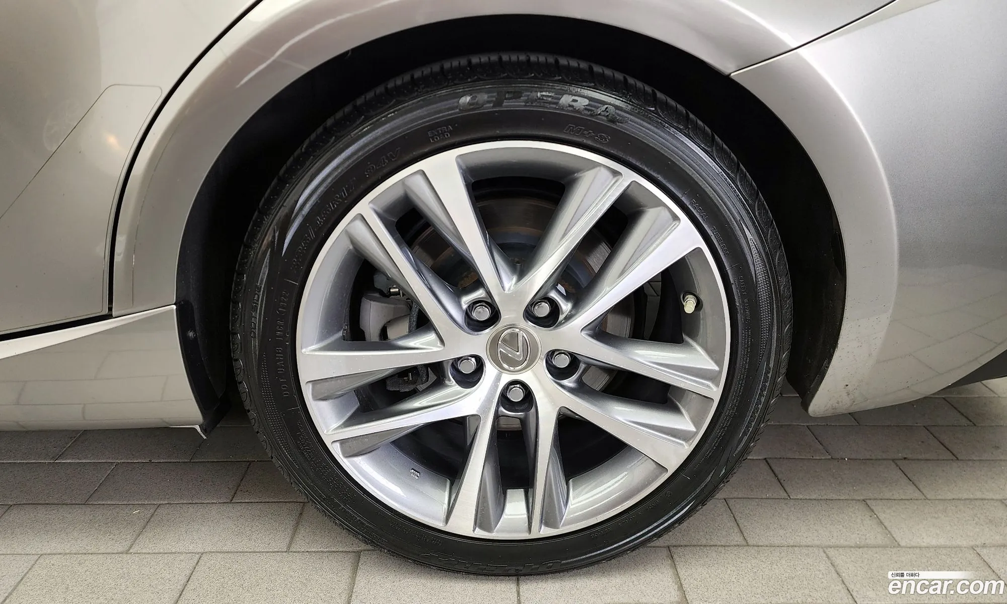Lexus IS300 2019 JTHBA5D22K5094949 — 35