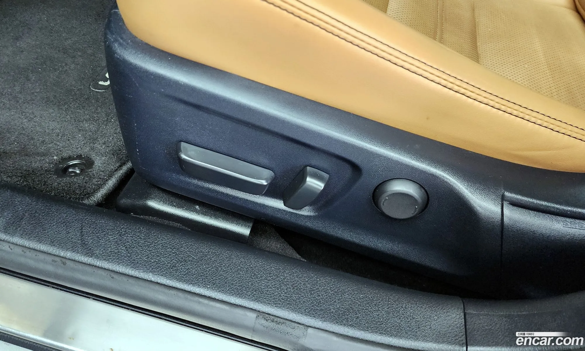 Lexus IS300 2019 JTHBA5D22K5094949 — 36