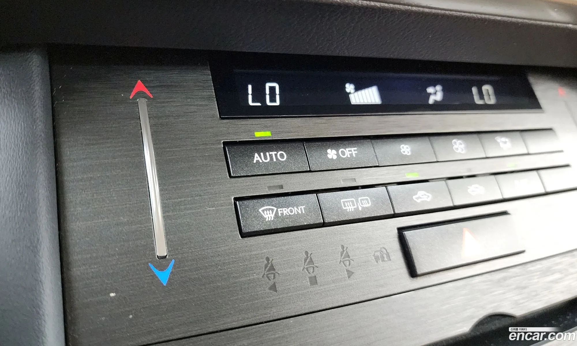 Lexus IS300 2019 JTHBA5D22K5094949 — 15