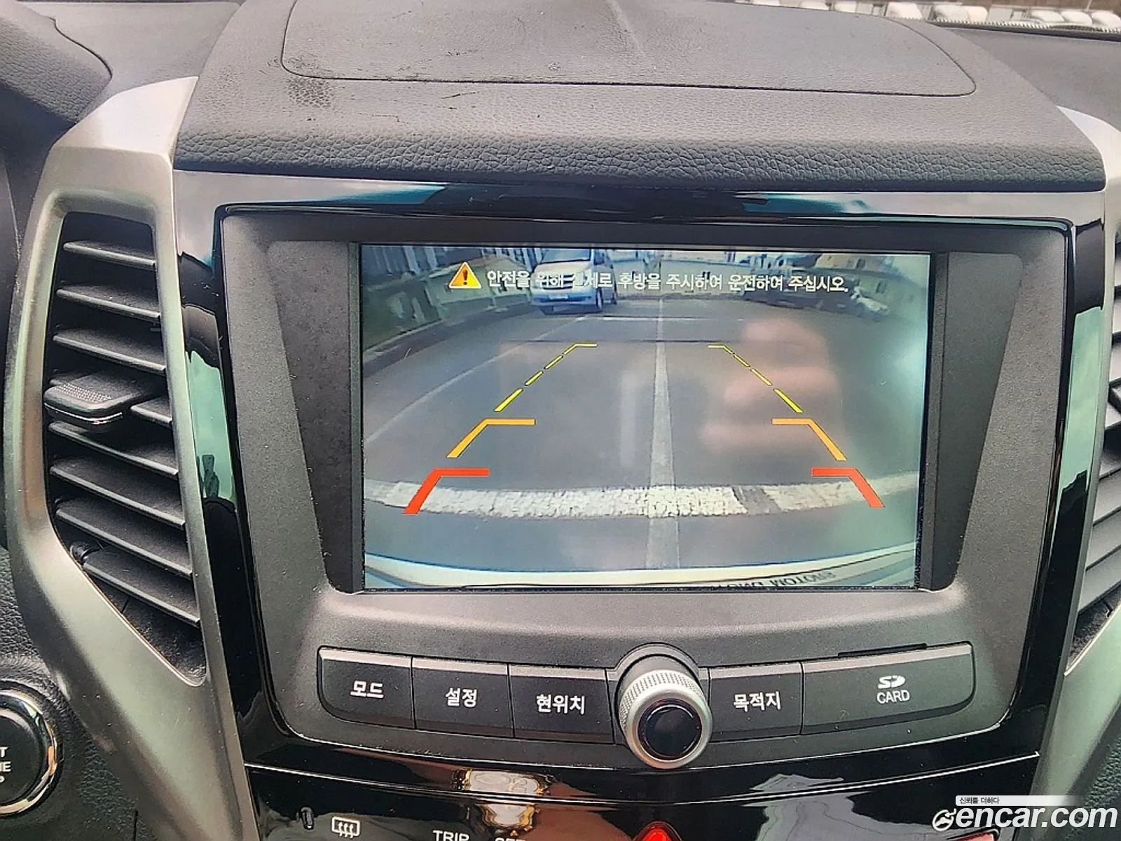 KG Mobility (SsangYong) Tivoli 2016 — 18