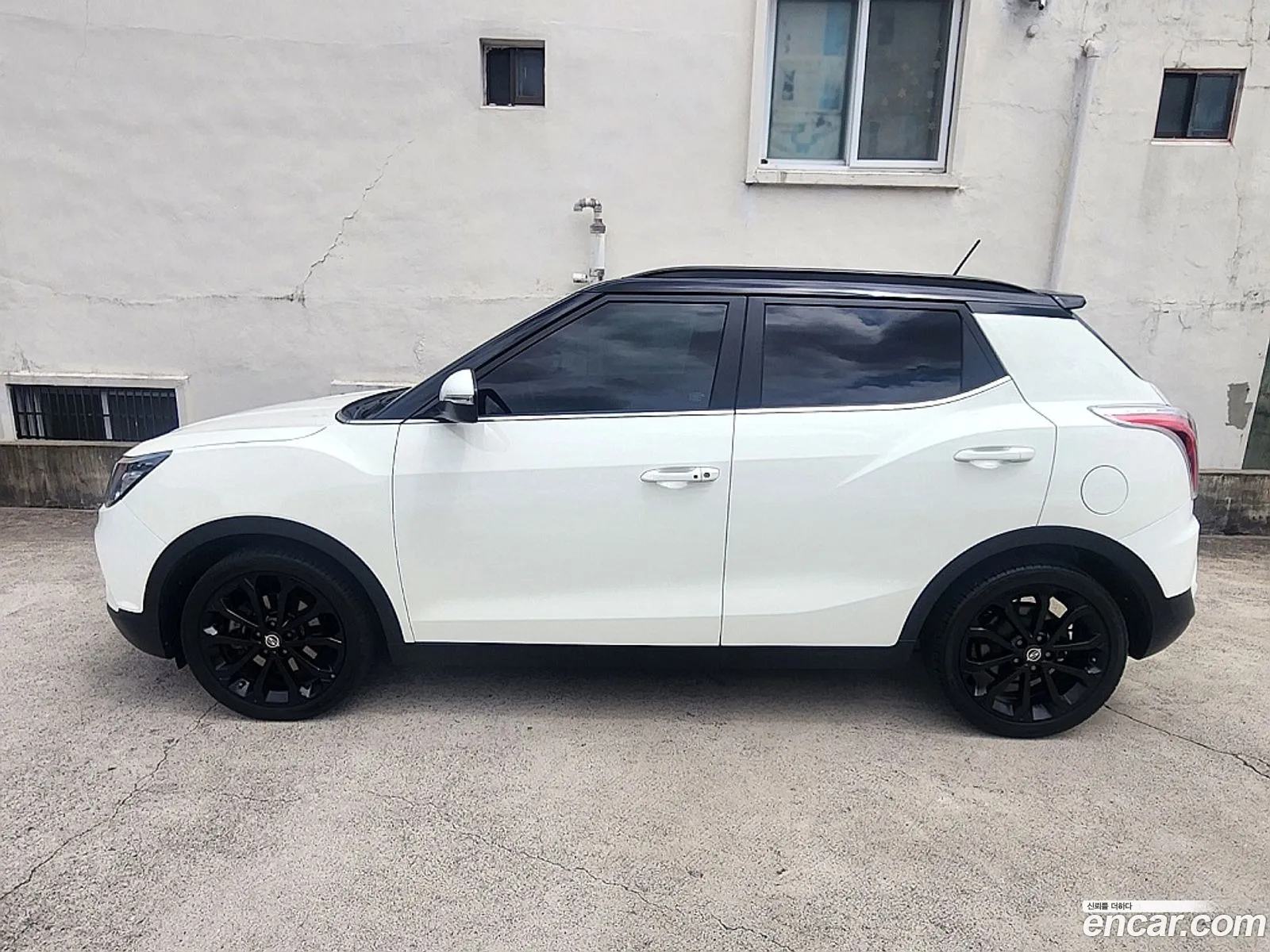 KG Mobility (SsangYong) Tivoli 2016 — 14