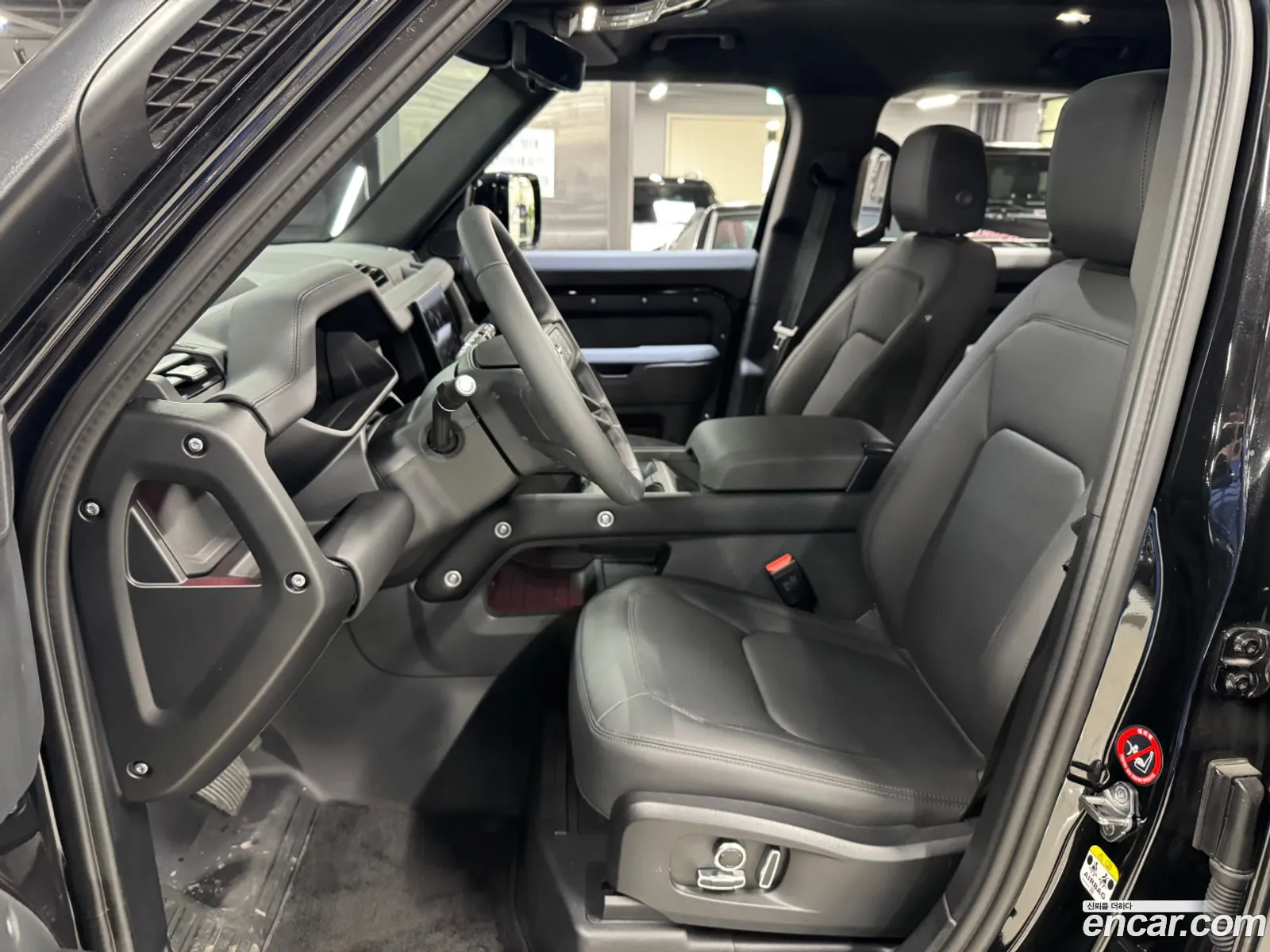 Land Rover Defender 2024 — 5