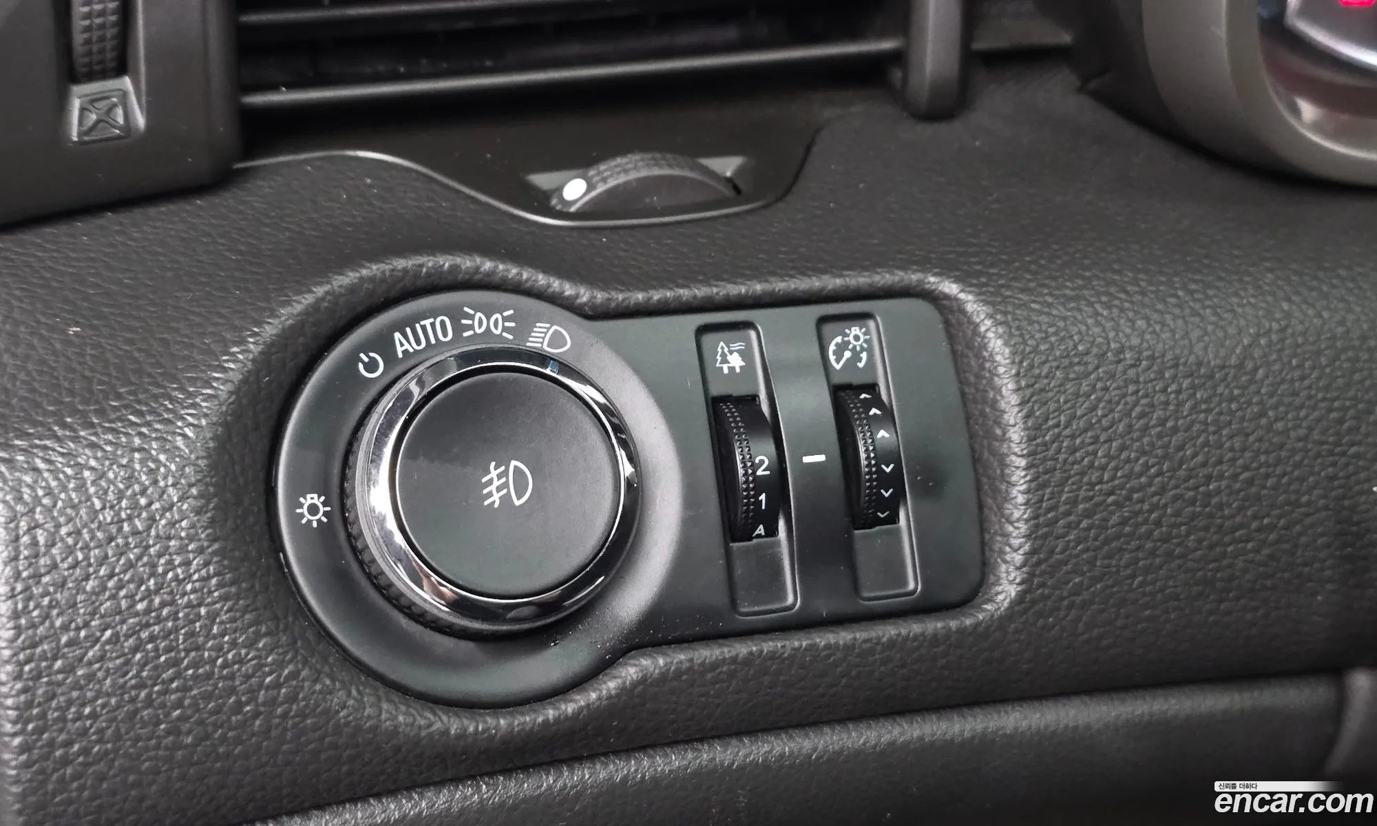 Chevrolet (GM Daewoo) Malibu 2013 — 12