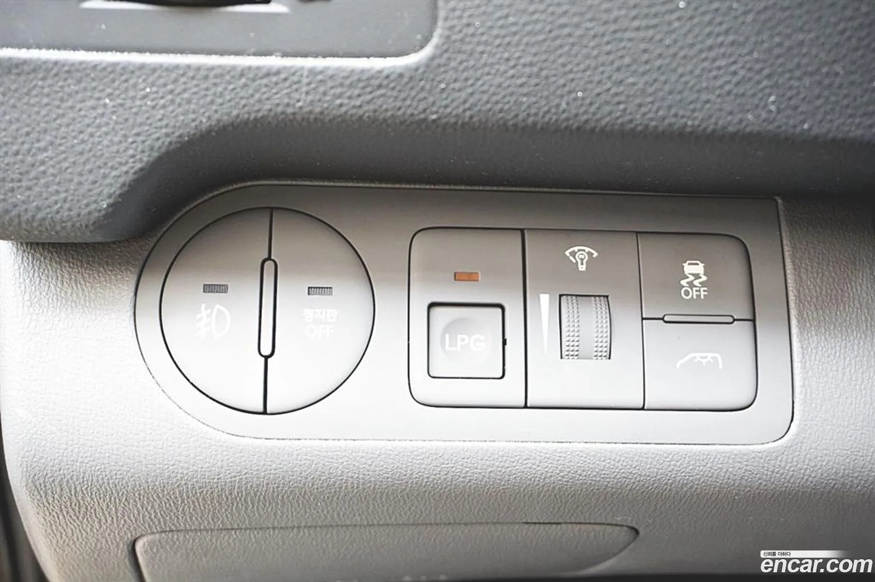 Hyundai Grand Starex 2019 — 8