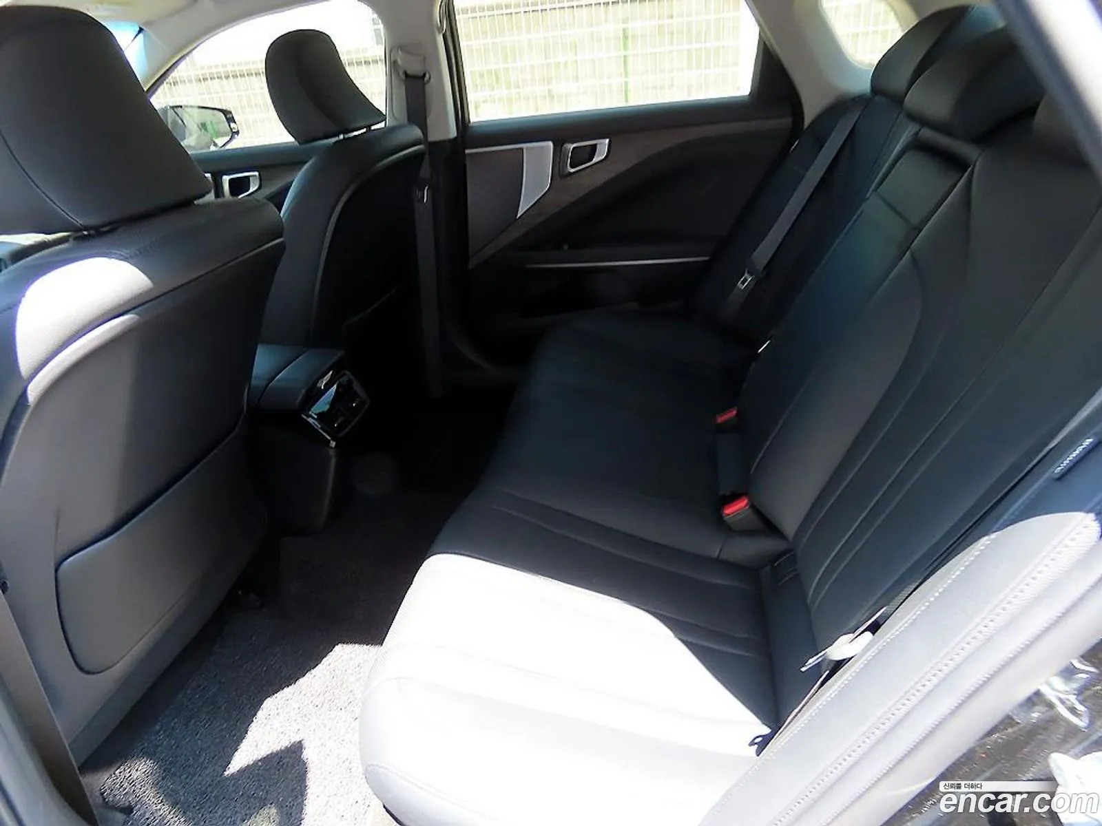 Kia K8 2023 — 14