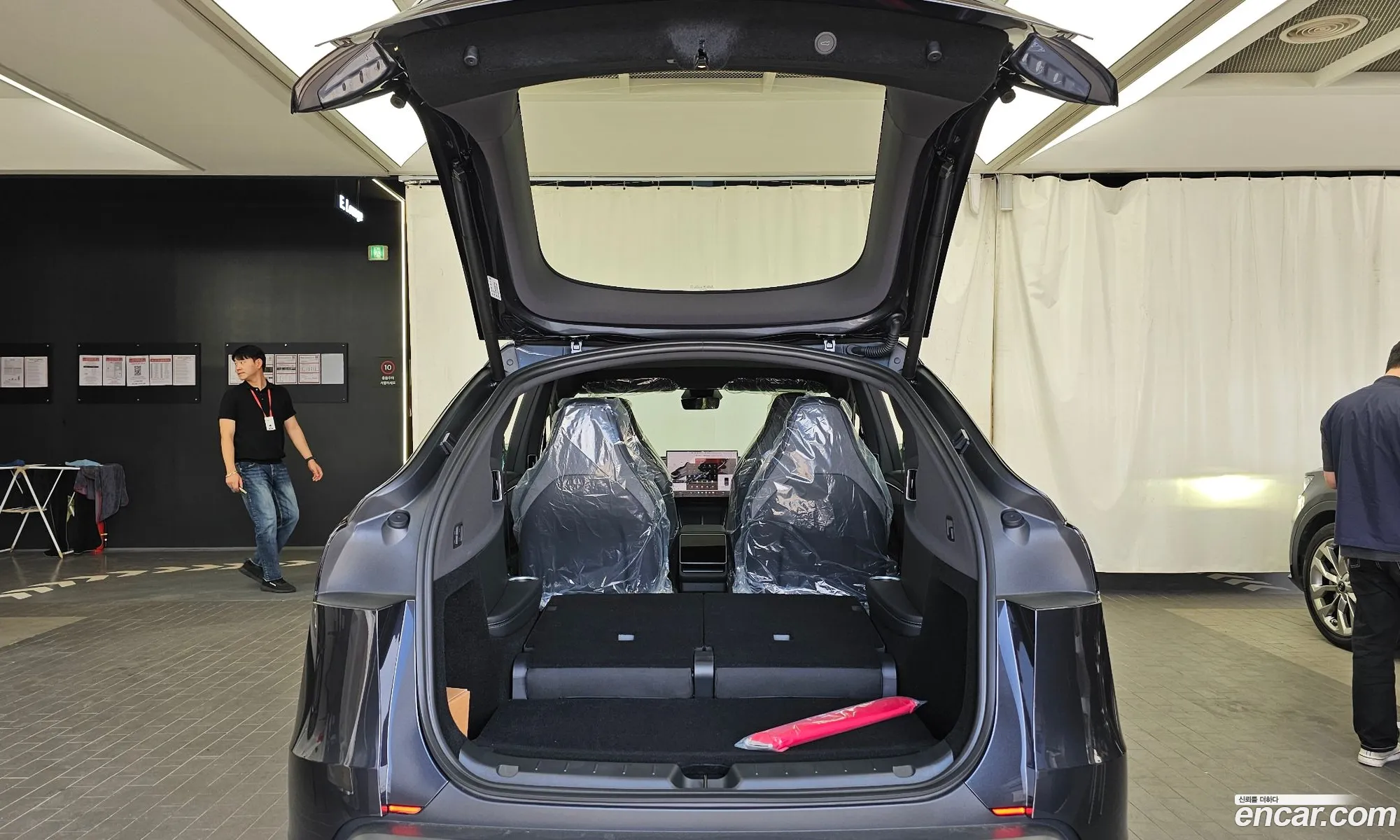 Tesla Model Y 2026 LPWYGCEK4TC683363 — 18
