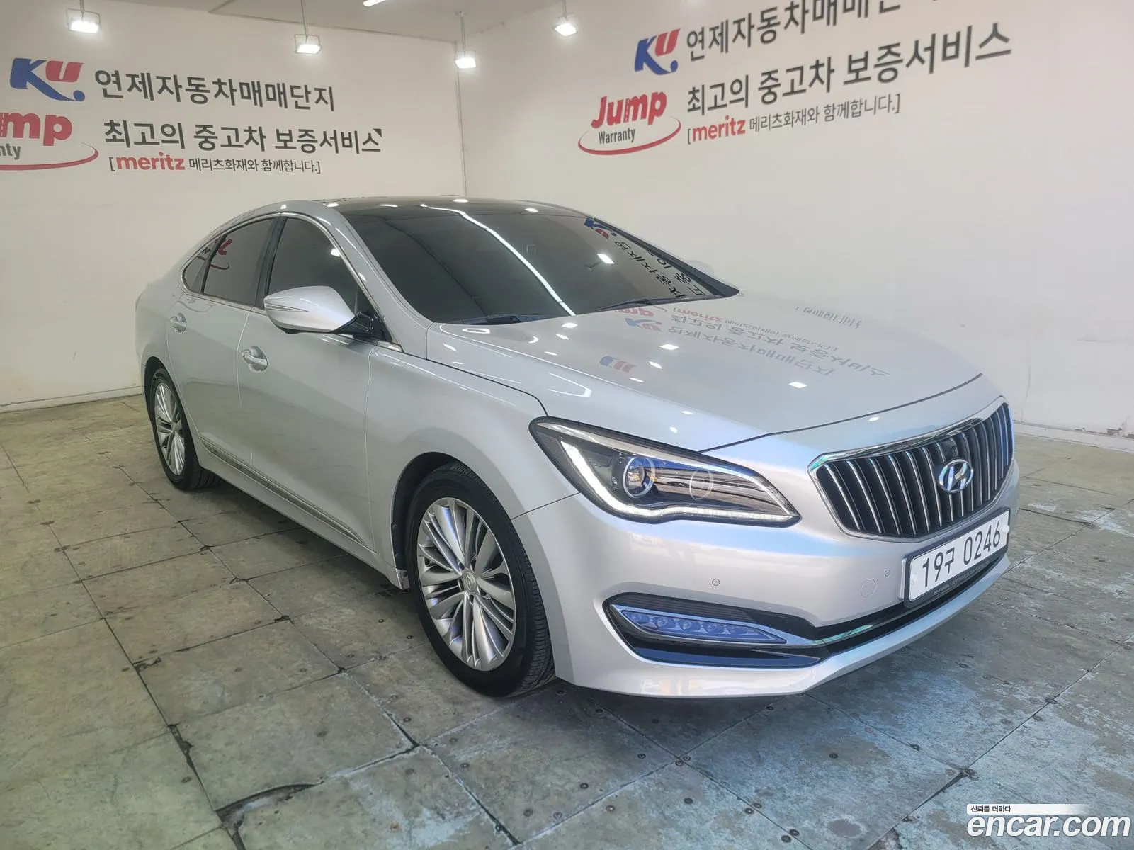 Hyundai Aslan 2015 — 2