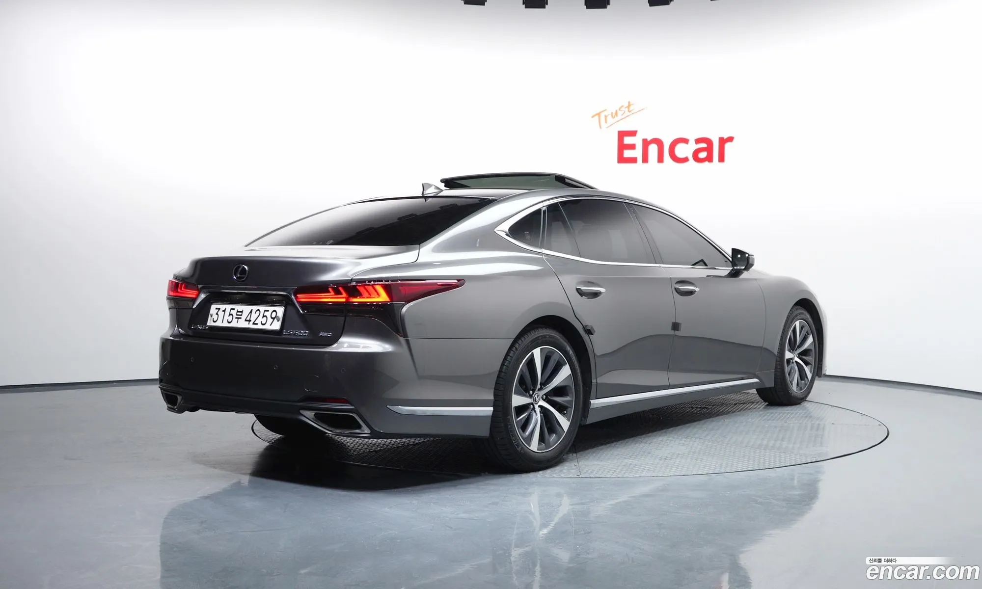 Lexus LS500 2022 JTHD51GF7N5010455 — 18