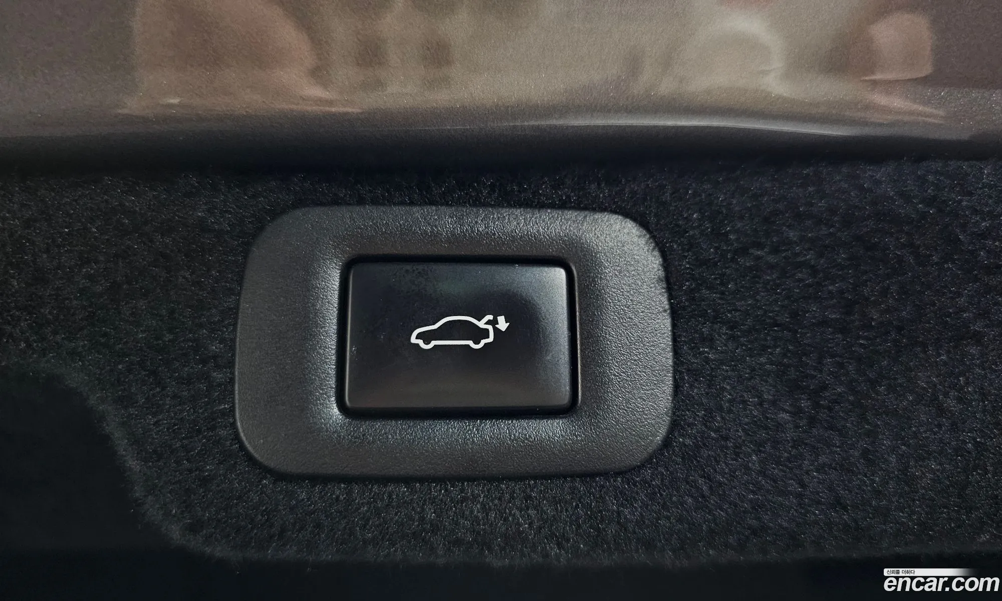Lexus LS500 2022 JTHD51GF7N5010455 — 24