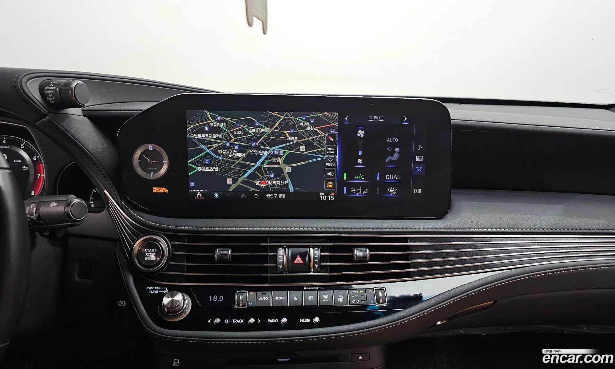 Lexus LS500 2022 JTHD51GF7N5010455 — 13