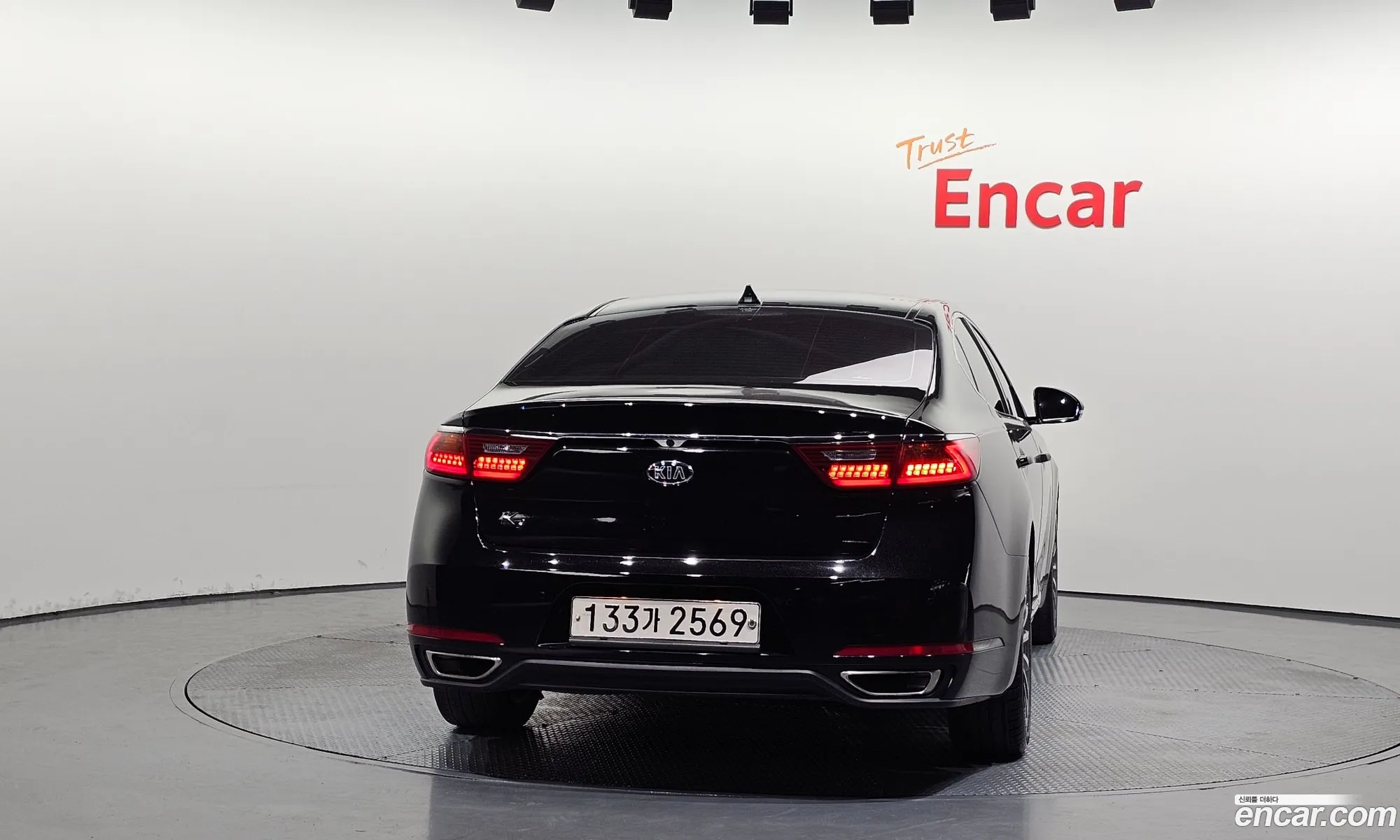 Kia K7 2019 — 30