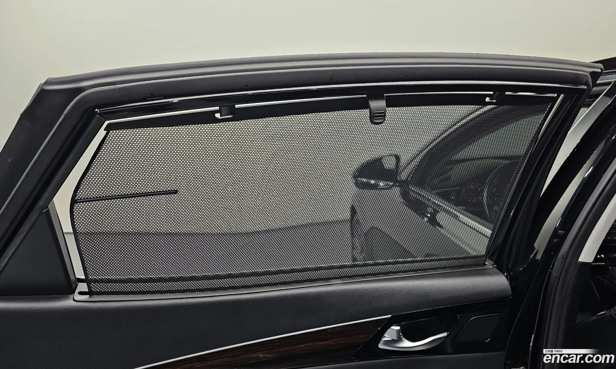 Kia K7 2019 — 10