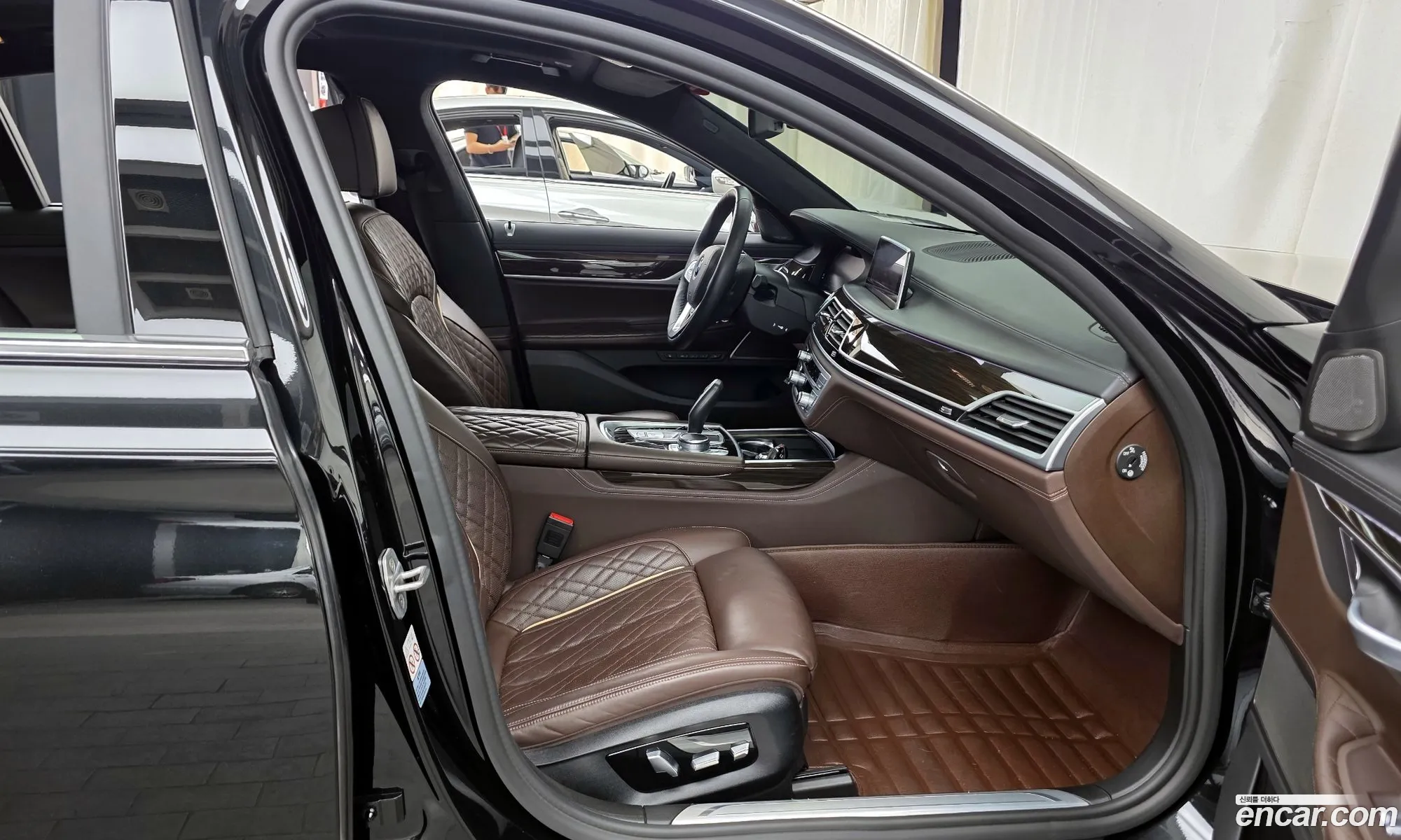 BMW 7 Series 2020 — 6