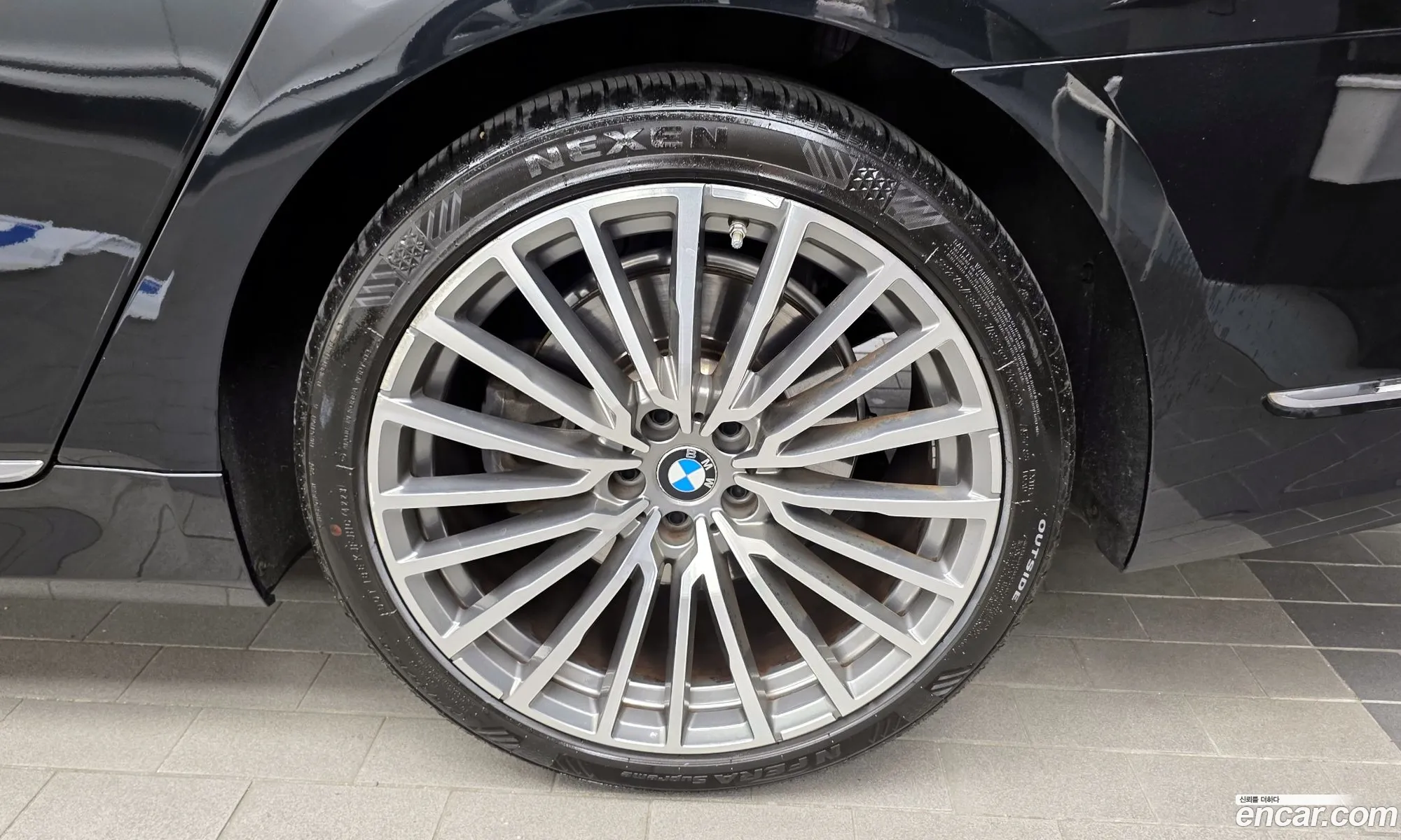 BMW 7 Series 2020 — 16