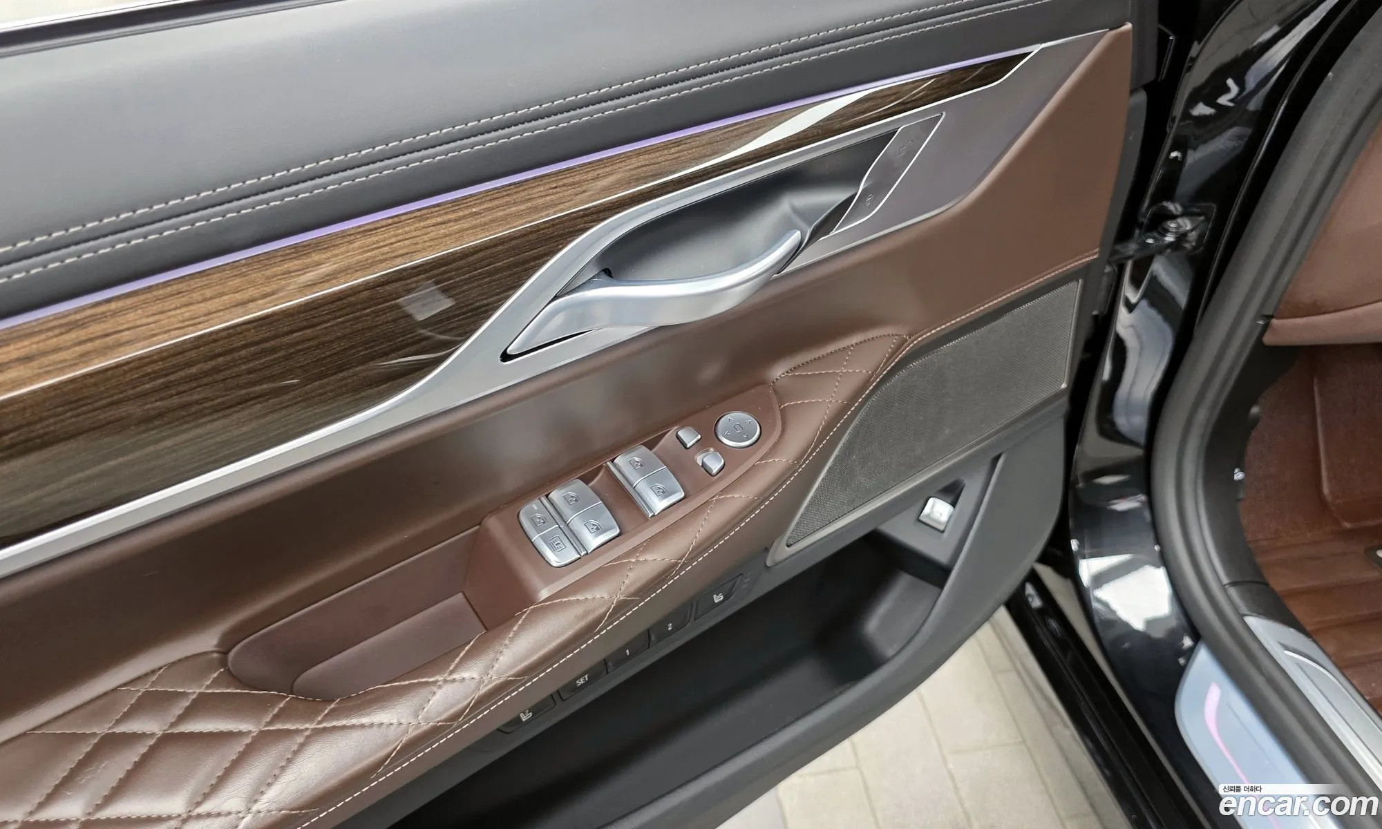 BMW 7 Series 2020 — 24