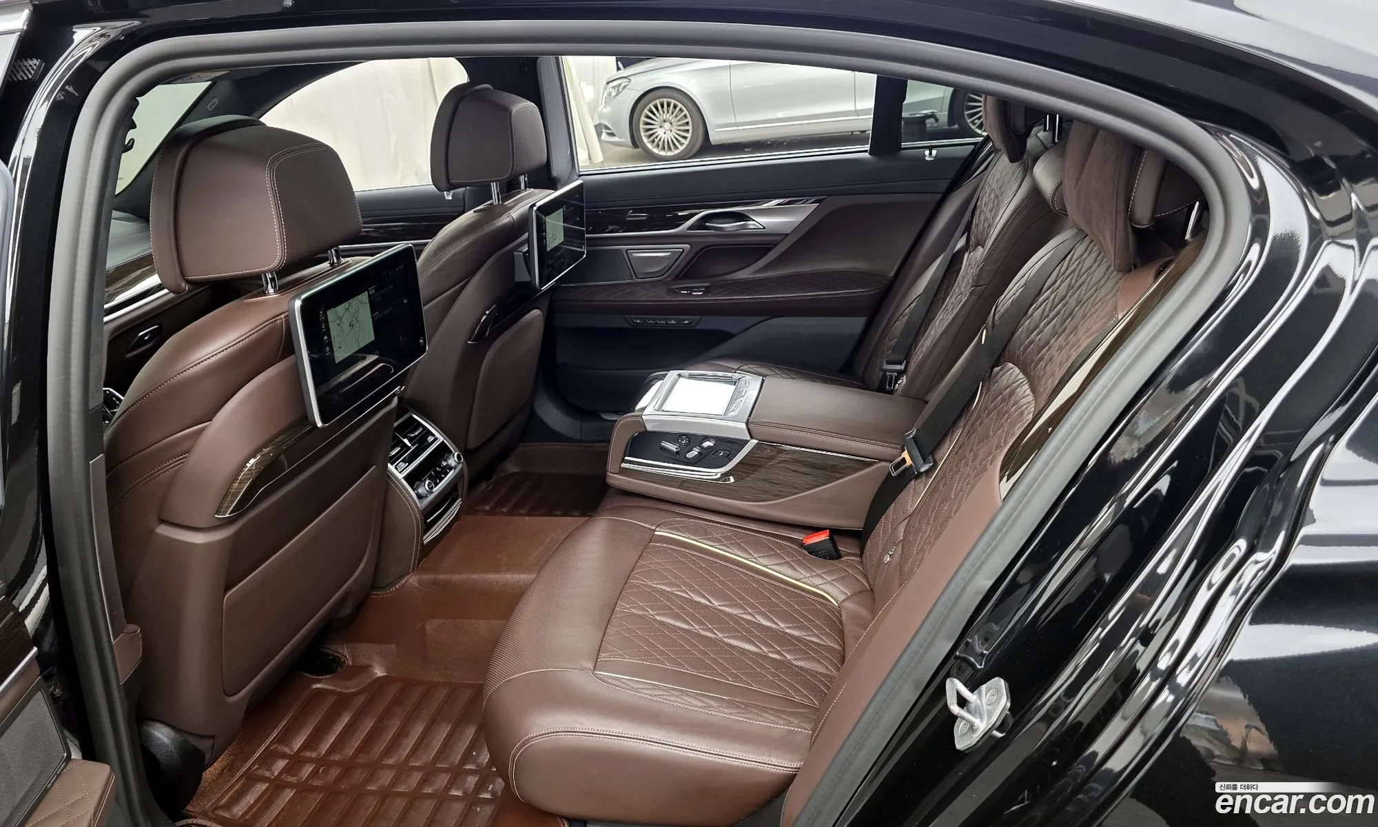 BMW 7 Series 2020 — 23