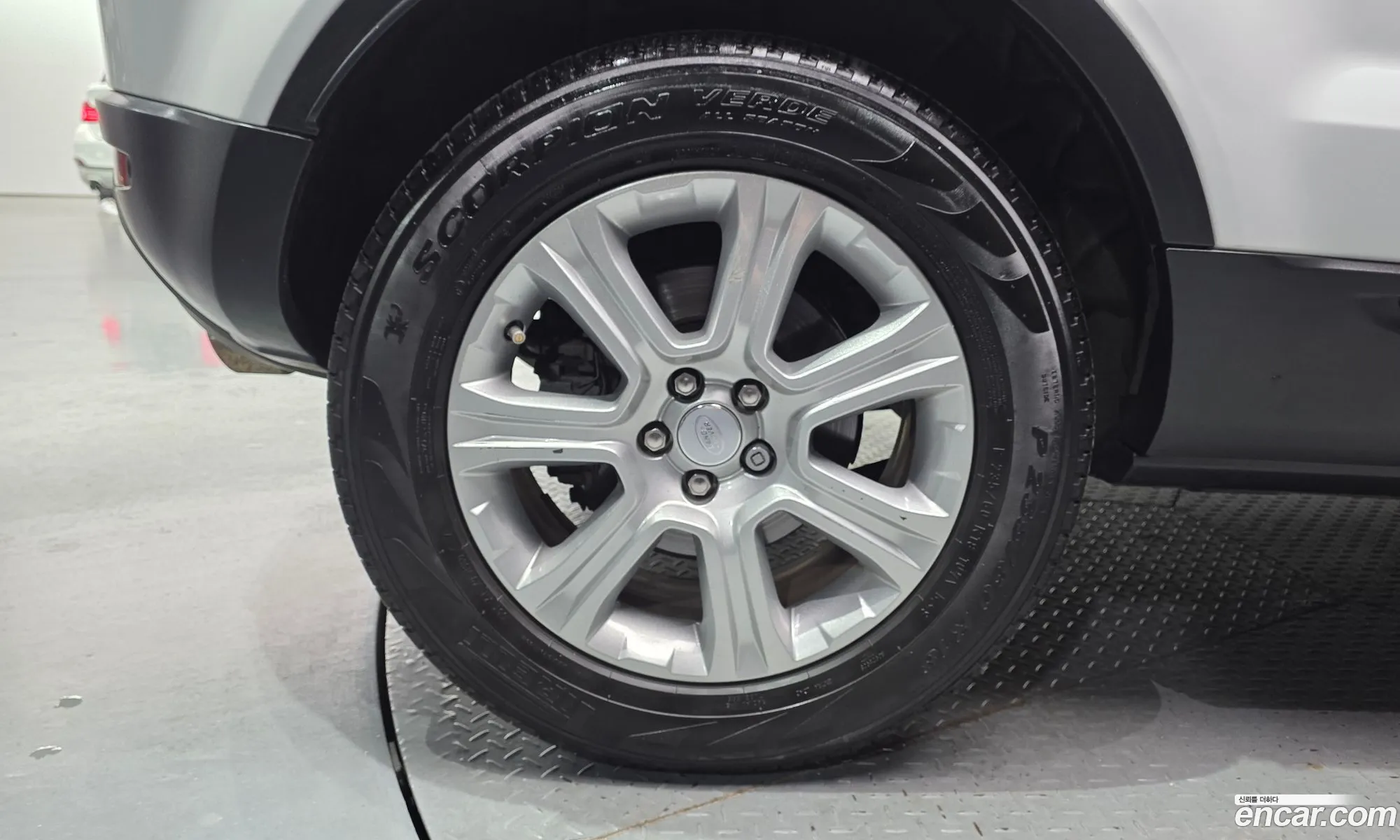 Land Rover Range Rover Evoque 2017 SALVP2BG111111111 — 28