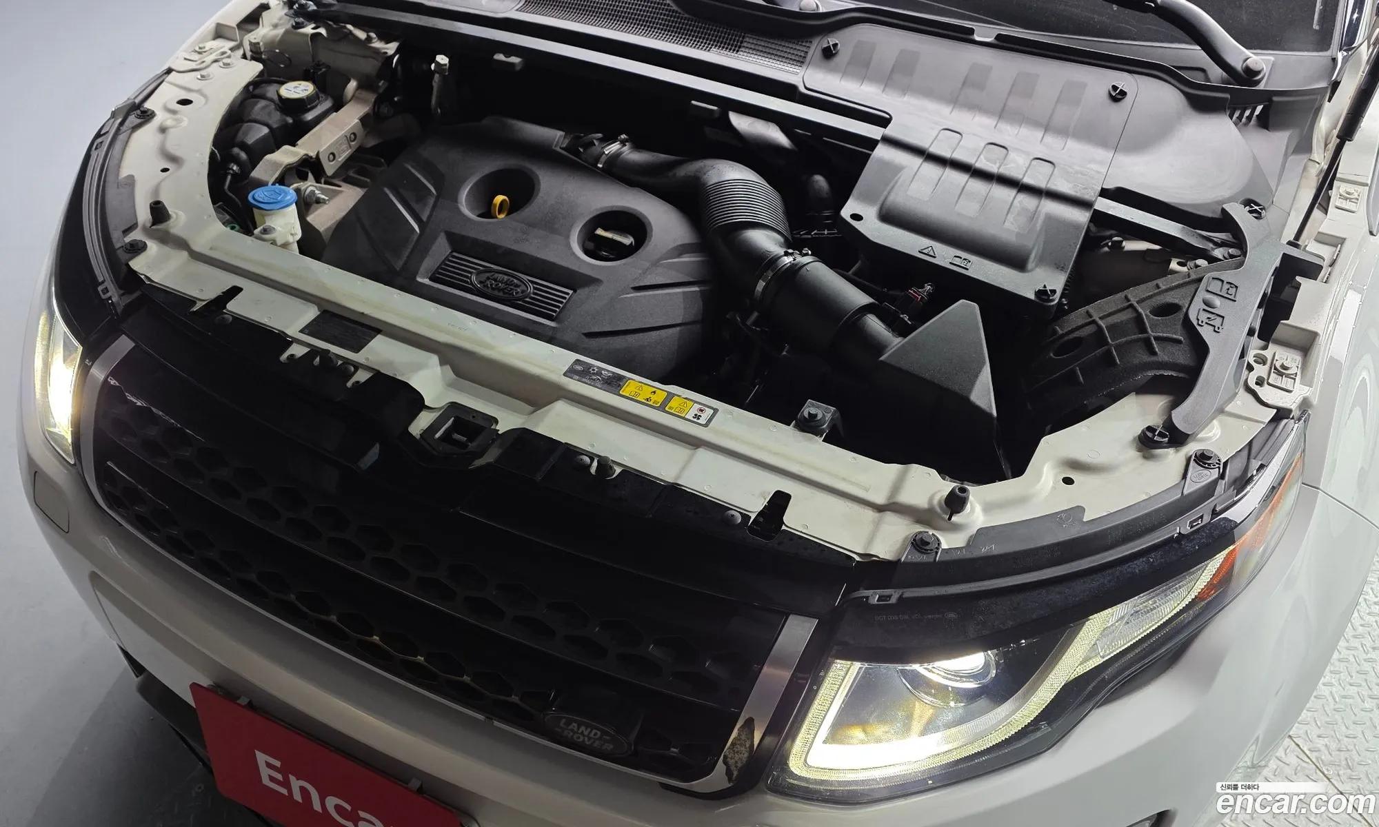 Land Rover Range Rover Evoque 2017 SALVP2BG111111111 — 27