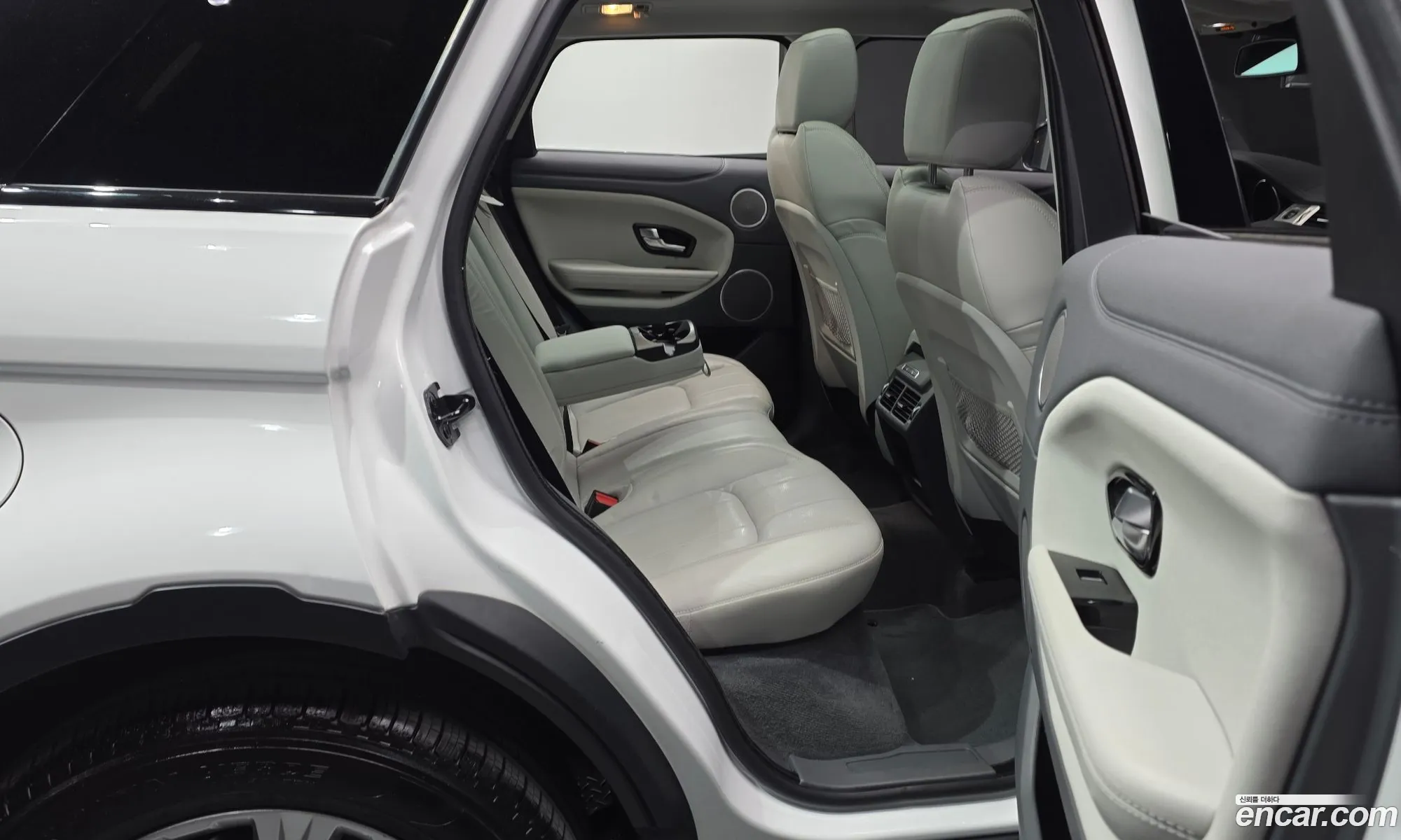 Land Rover Range Rover Evoque 2017 SALVP2BG111111111 — 15