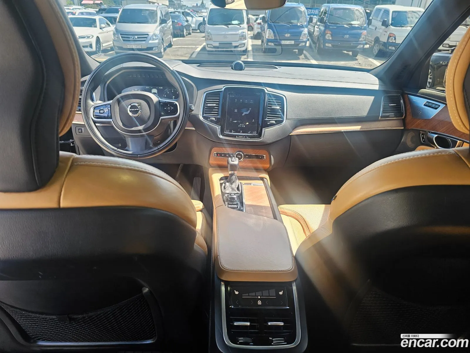 Volvo XC90 2019 — 16