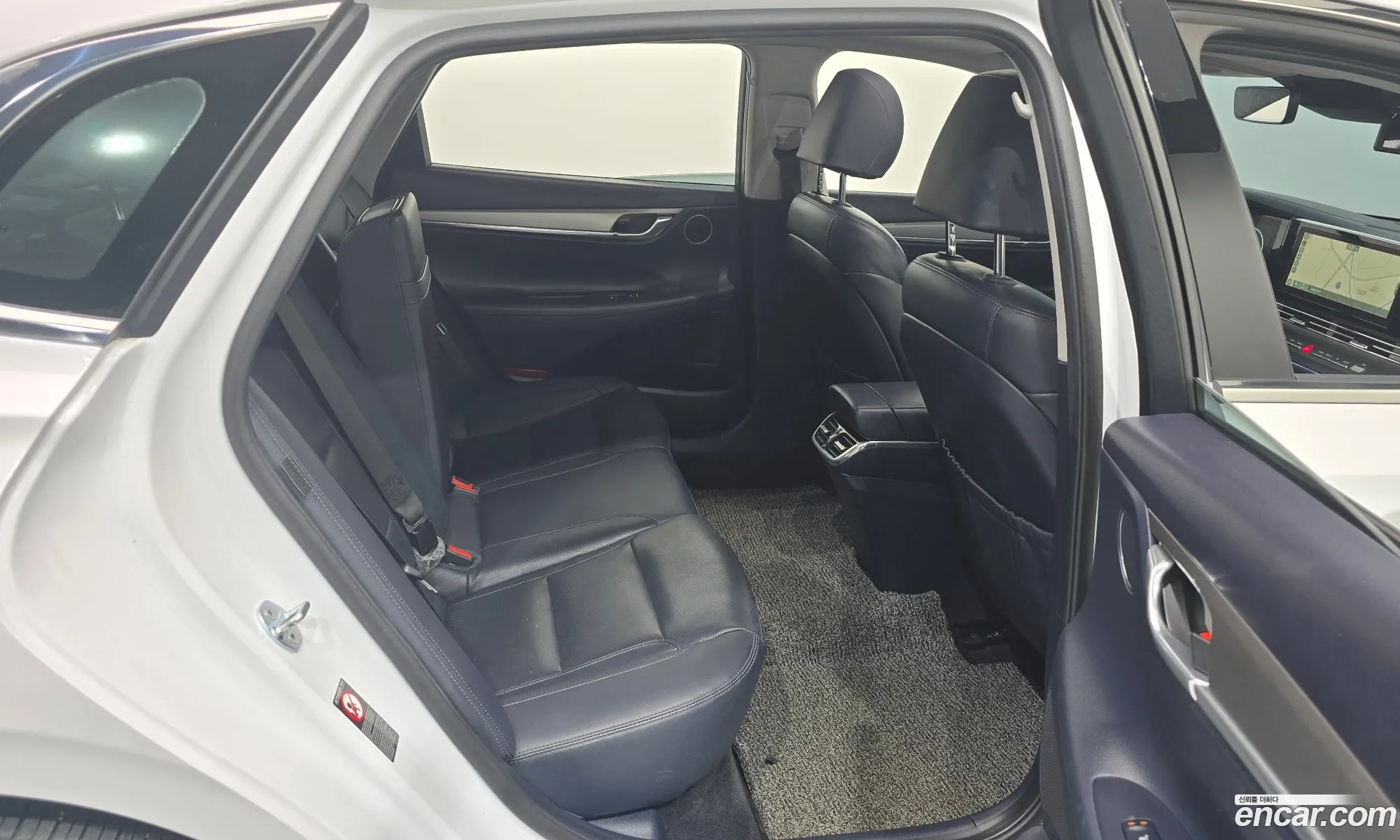 Hyundai Grandeur IG 2019 — 30