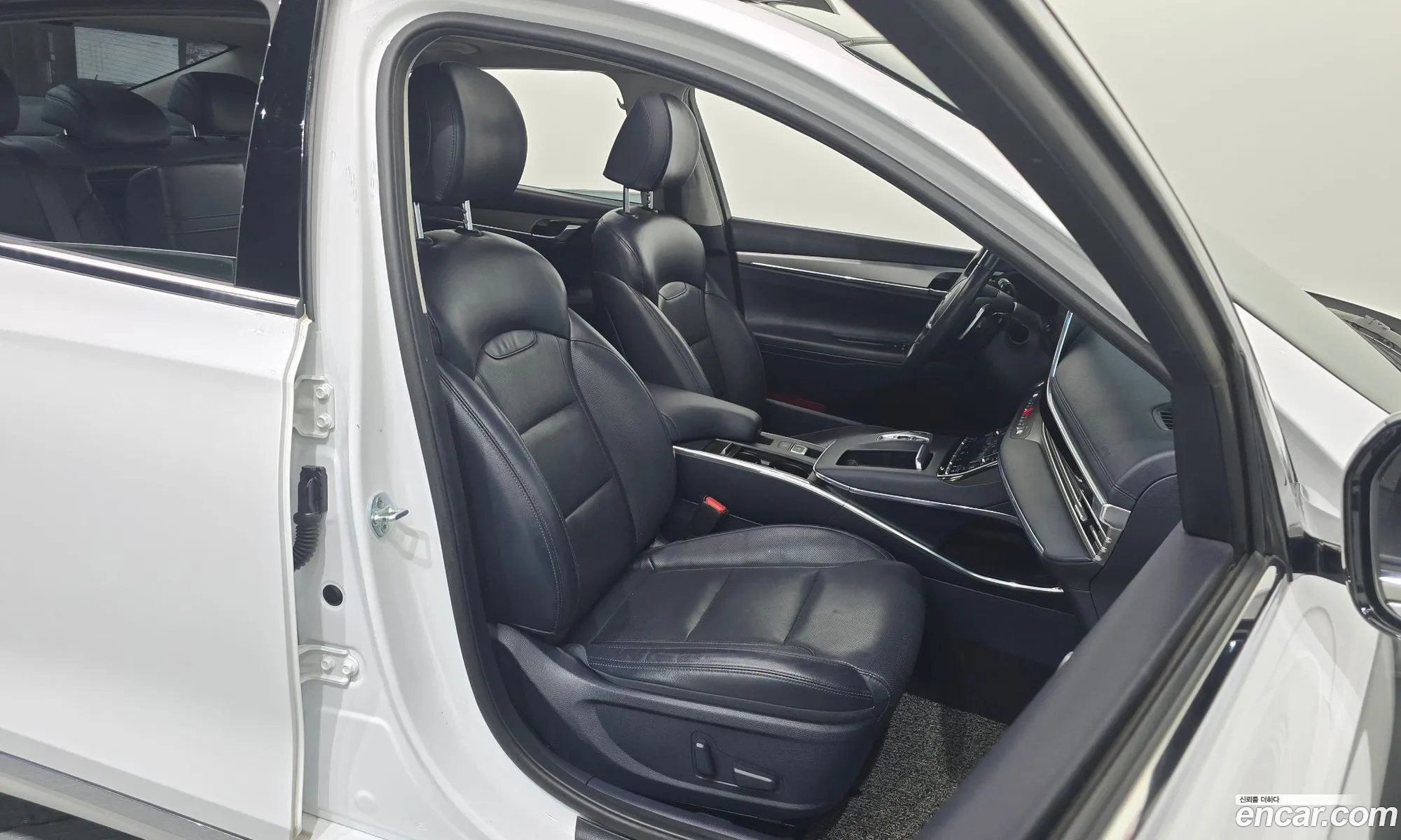 Hyundai Grandeur IG 2019 — 13