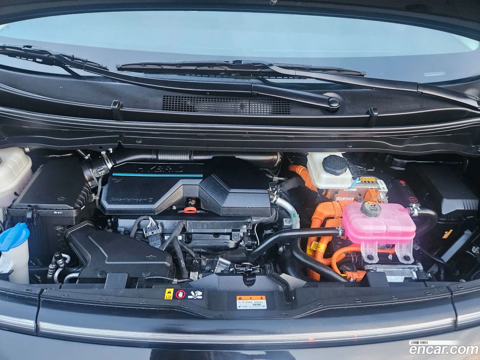 Hyundai Staria 2025 — 3