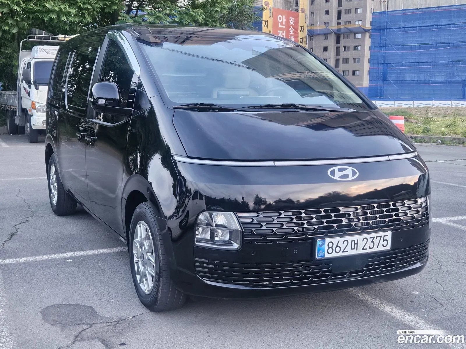 Hyundai Staria 2025 — 9