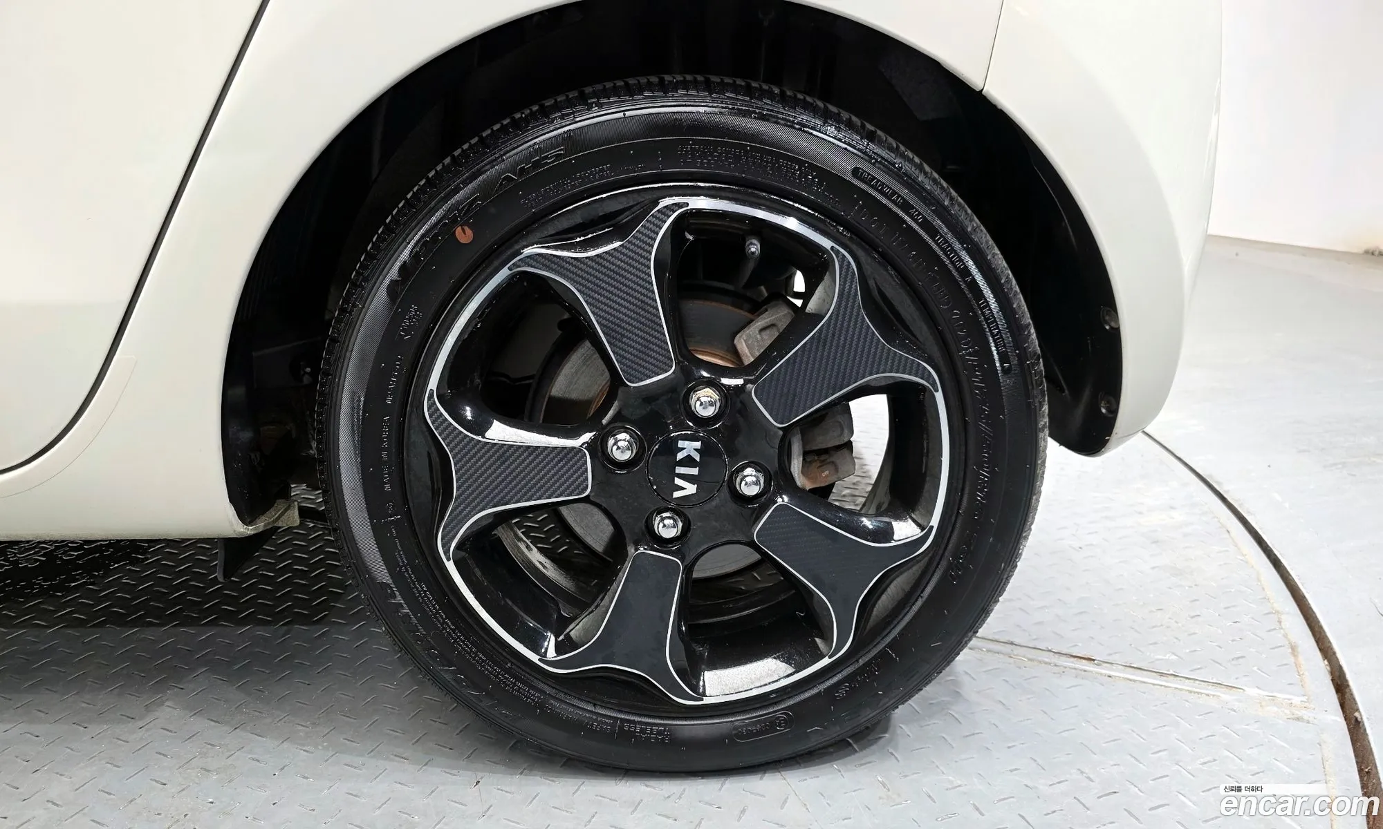 Kia Ray 2013 — 11
