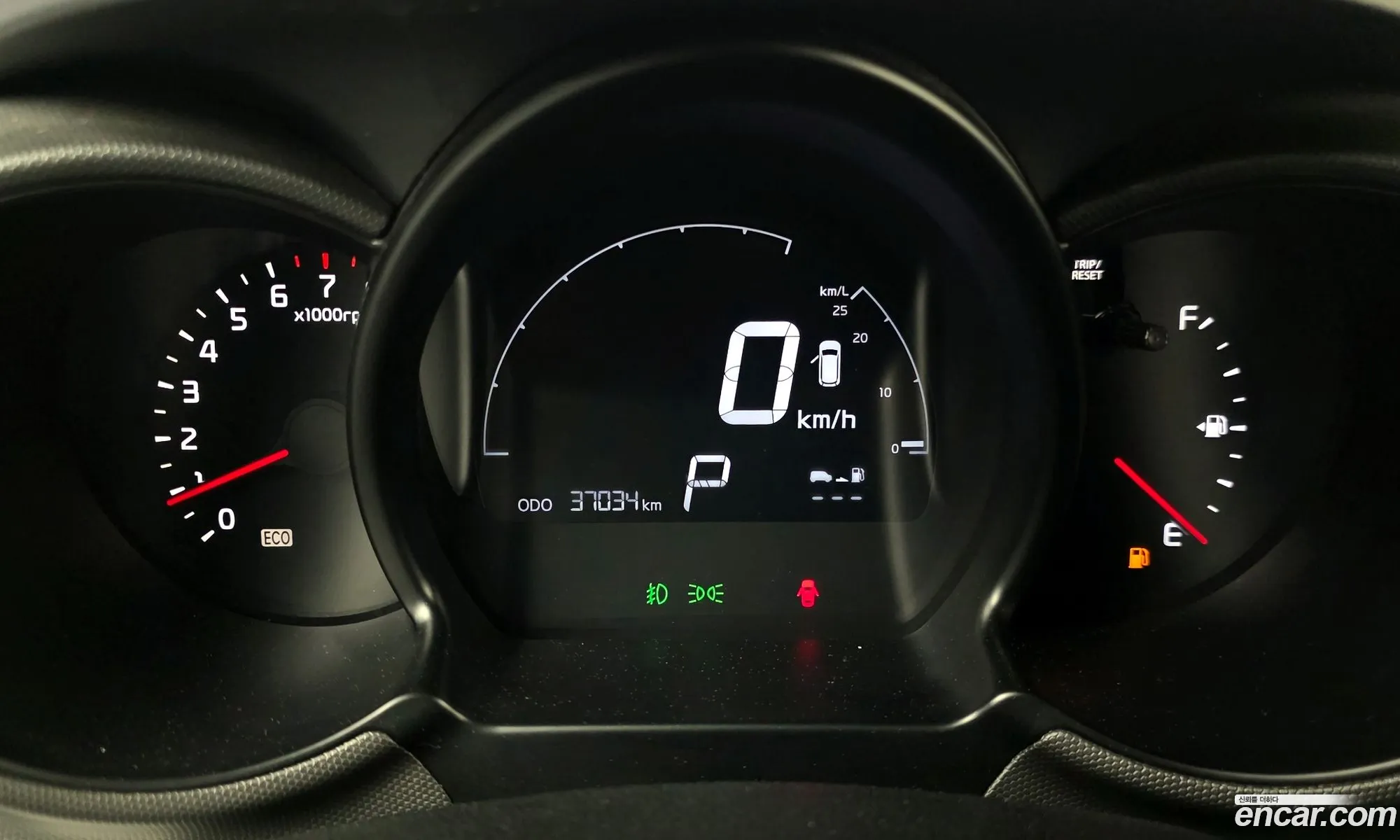 Kia Ray 2013 — 13